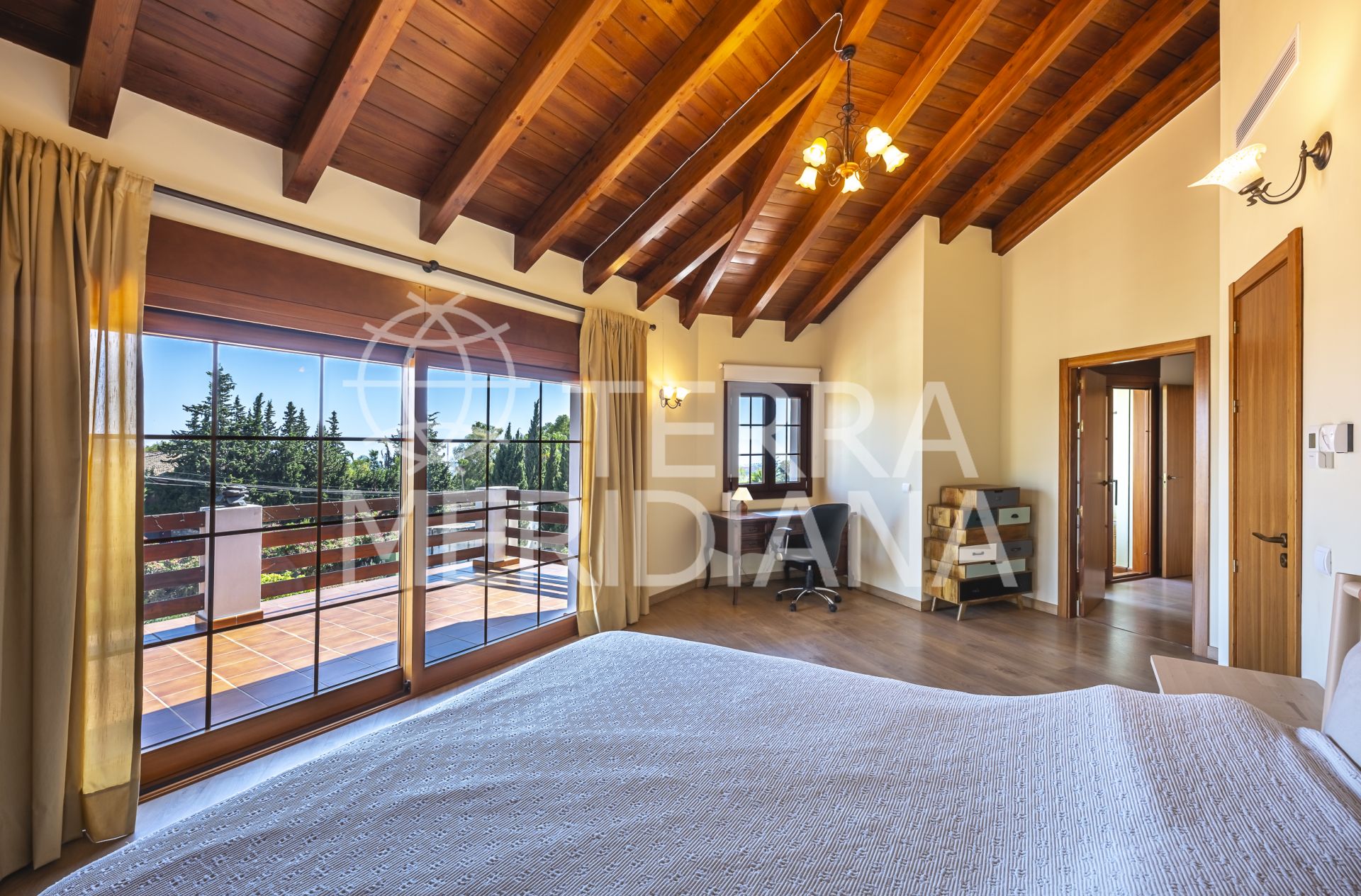 Villa in El Rosario, Marbella