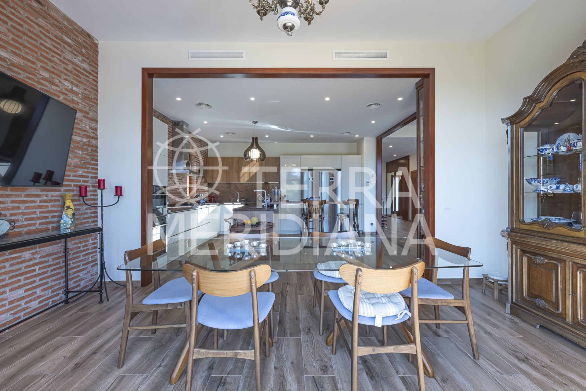 Villa in El Rosario, Marbella