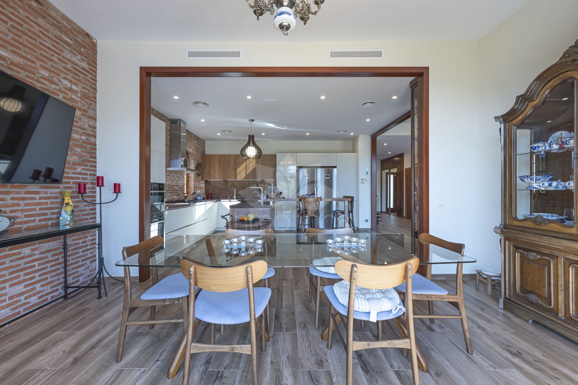 Villa in El Rosario, Marbella