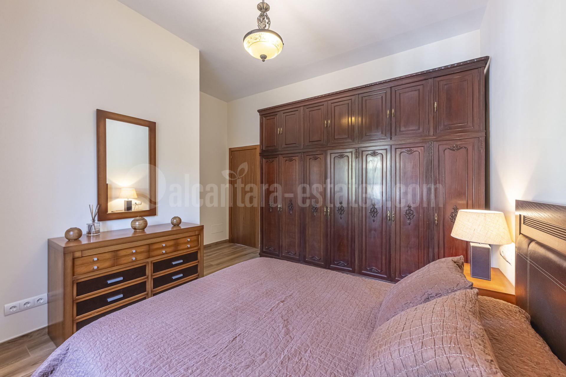 Villa in El Rosario, Marbella