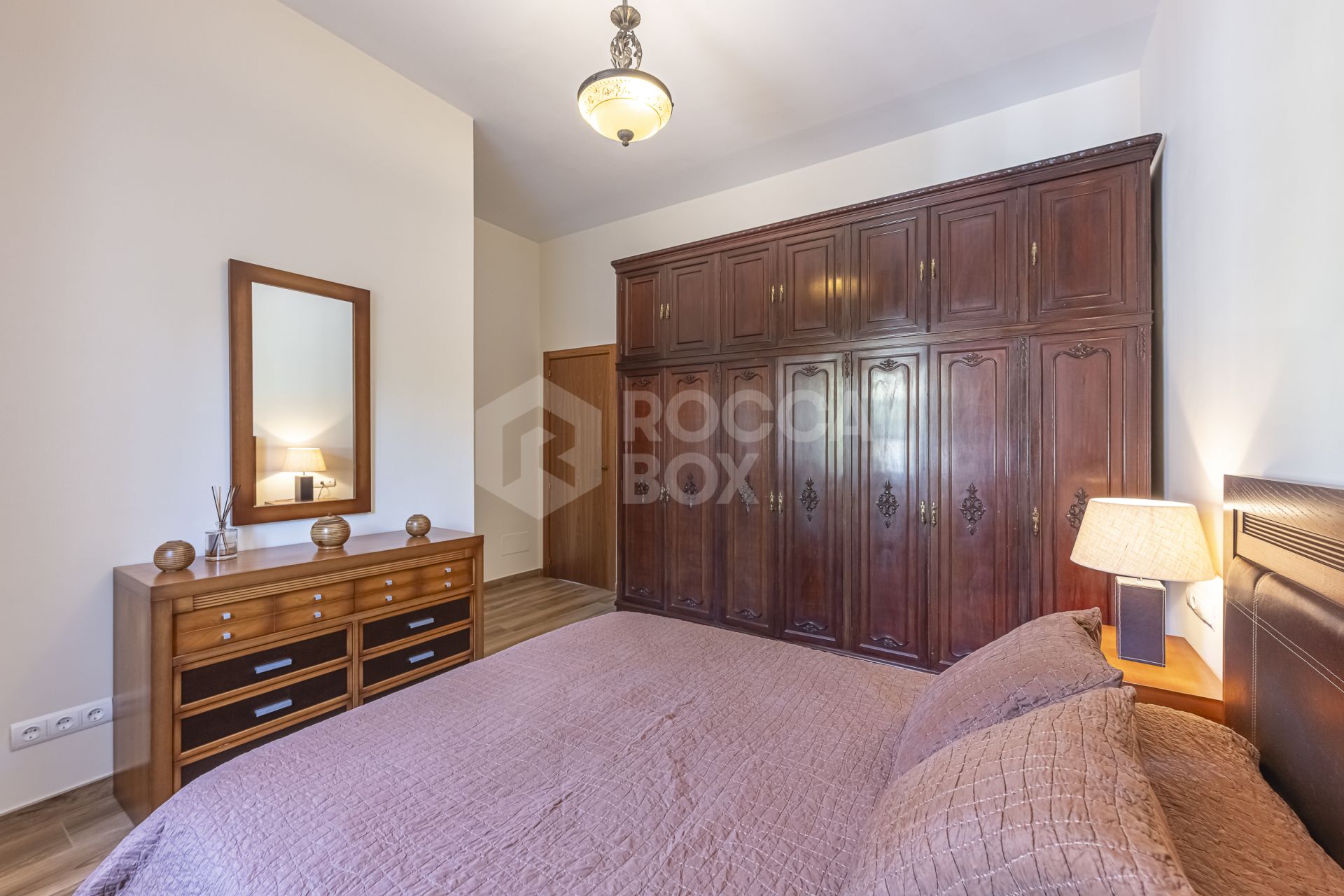 Modern Villa Close to the Beach for Sale in El Rosario, Marbella East