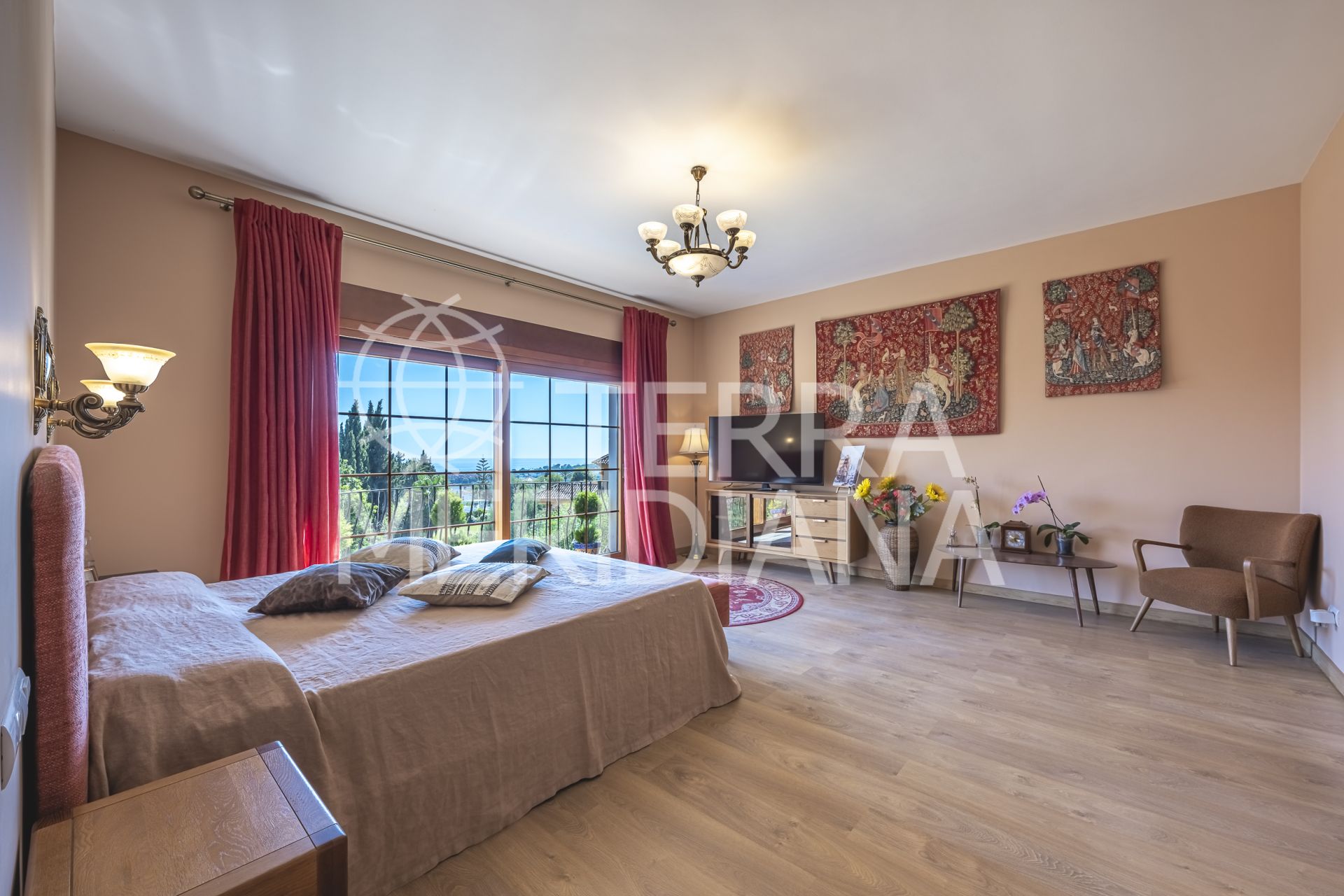 Villa in El Rosario, Marbella