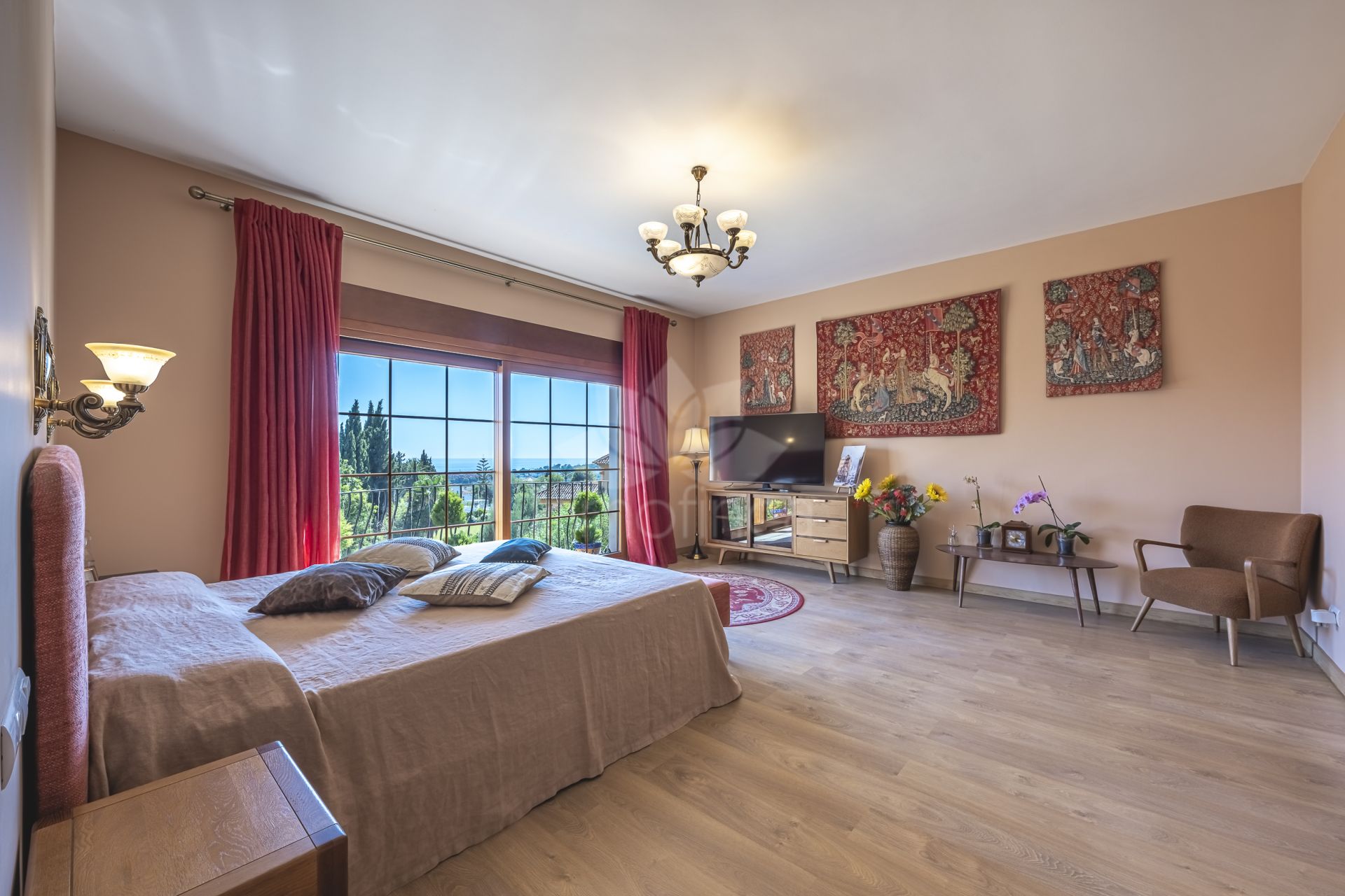 Villa in El Rosario, Marbella