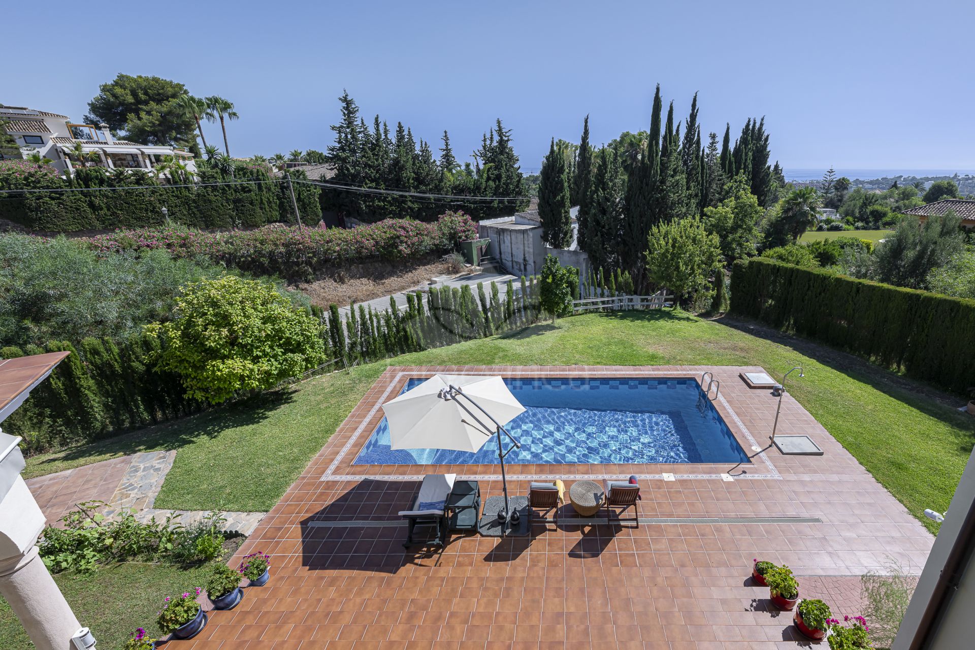 Villa in El Rosario, Marbella