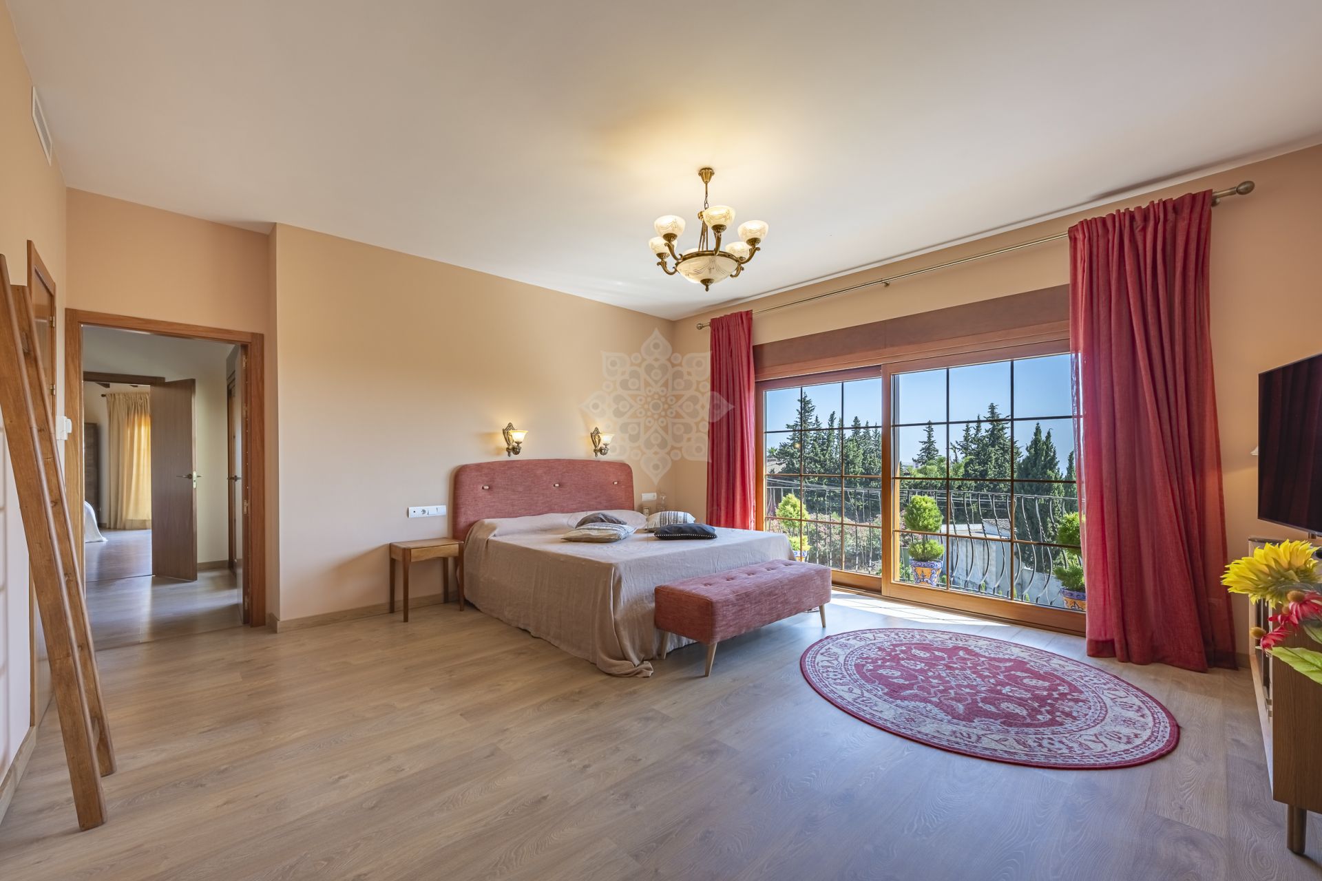 Villa en El Rosario, Marbella