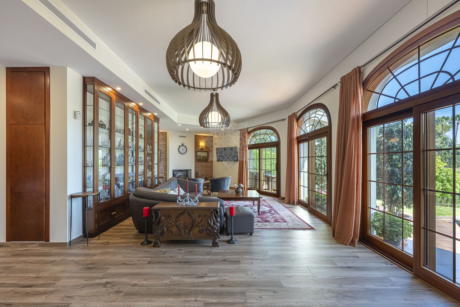 Villa en El Rosario, Marbella