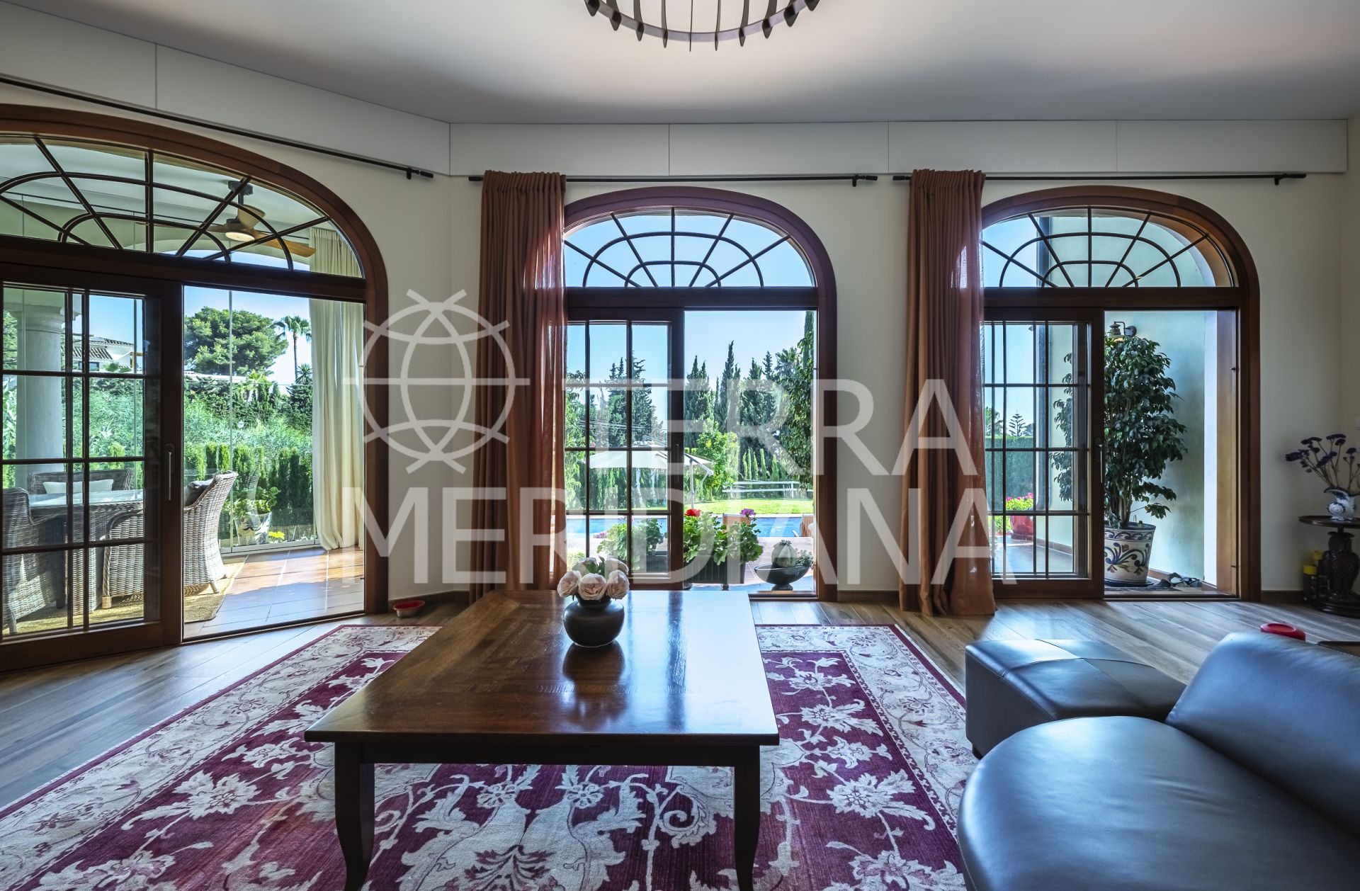 Villa in El Rosario, Marbella
