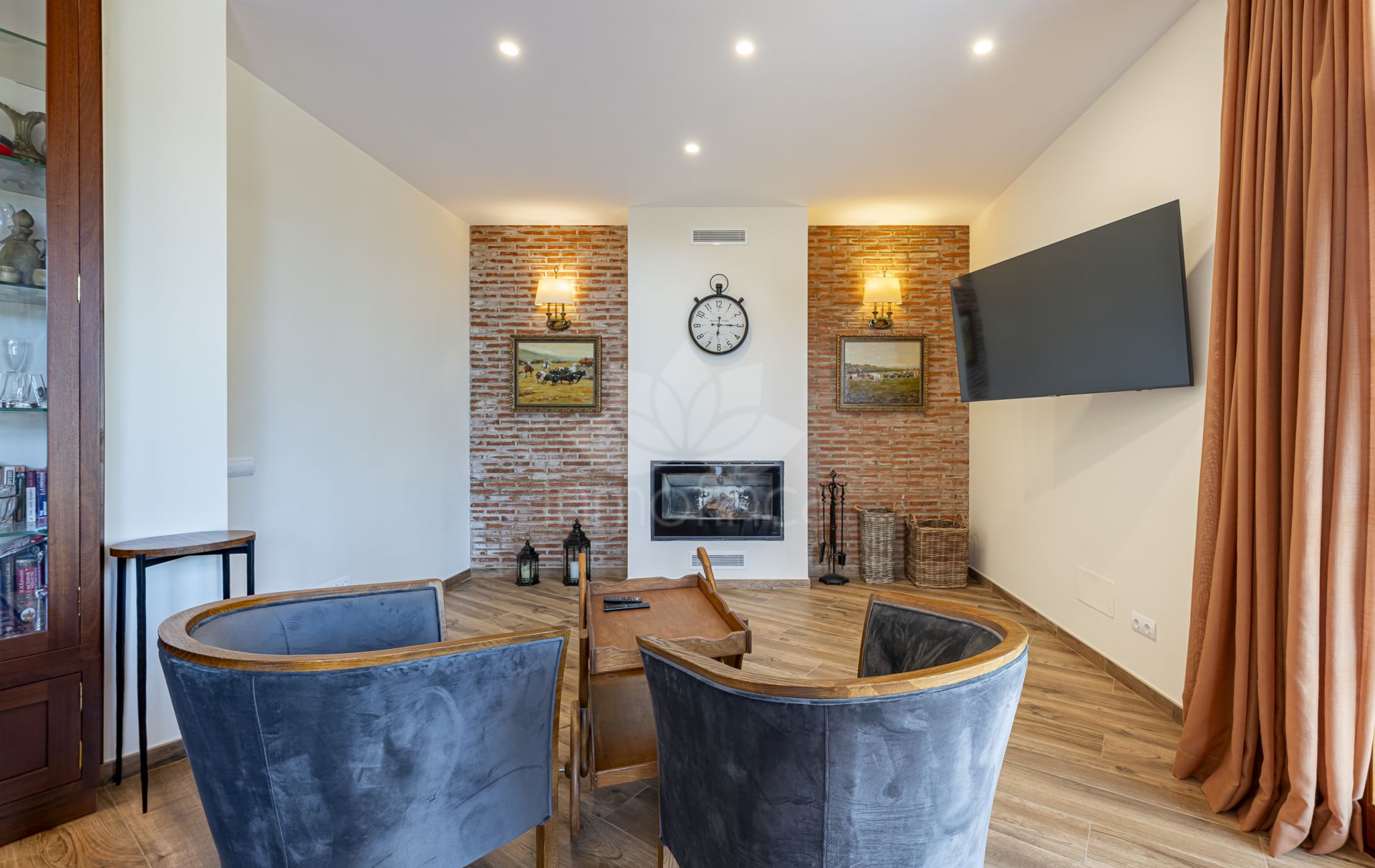 Villa in El Rosario, Marbella