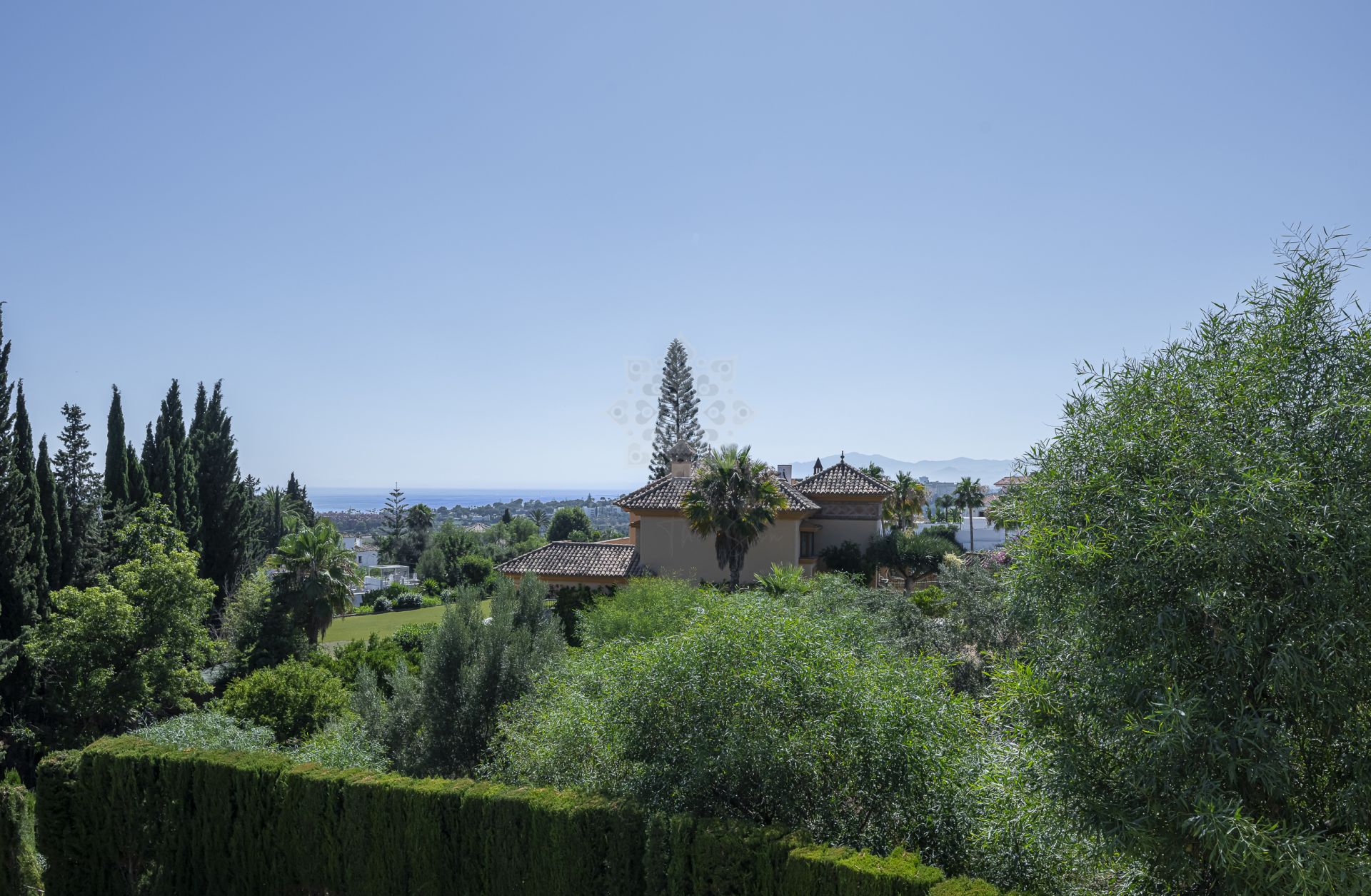 Villa en El Rosario, Marbella