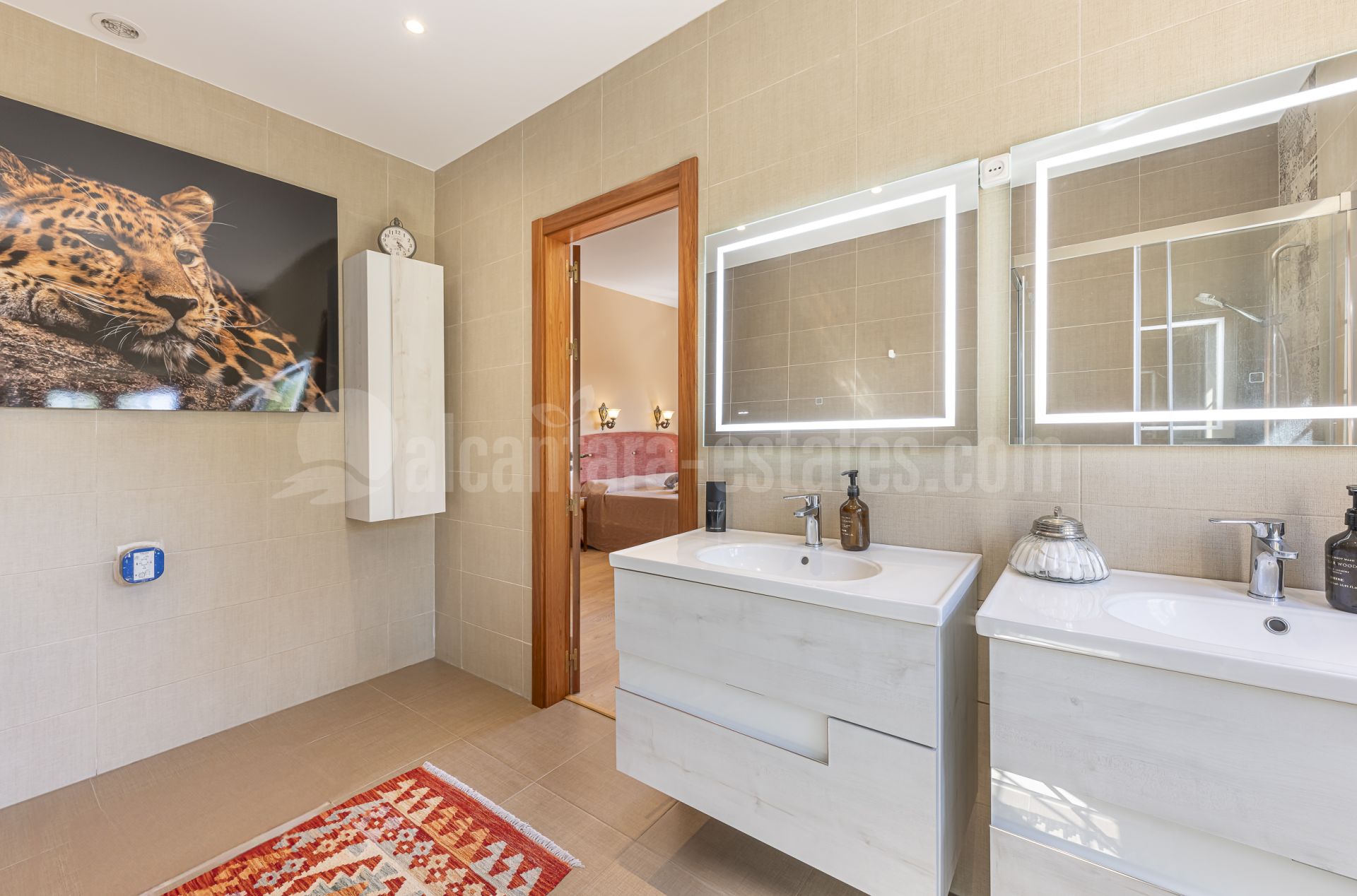 Villa in El Rosario, Marbella