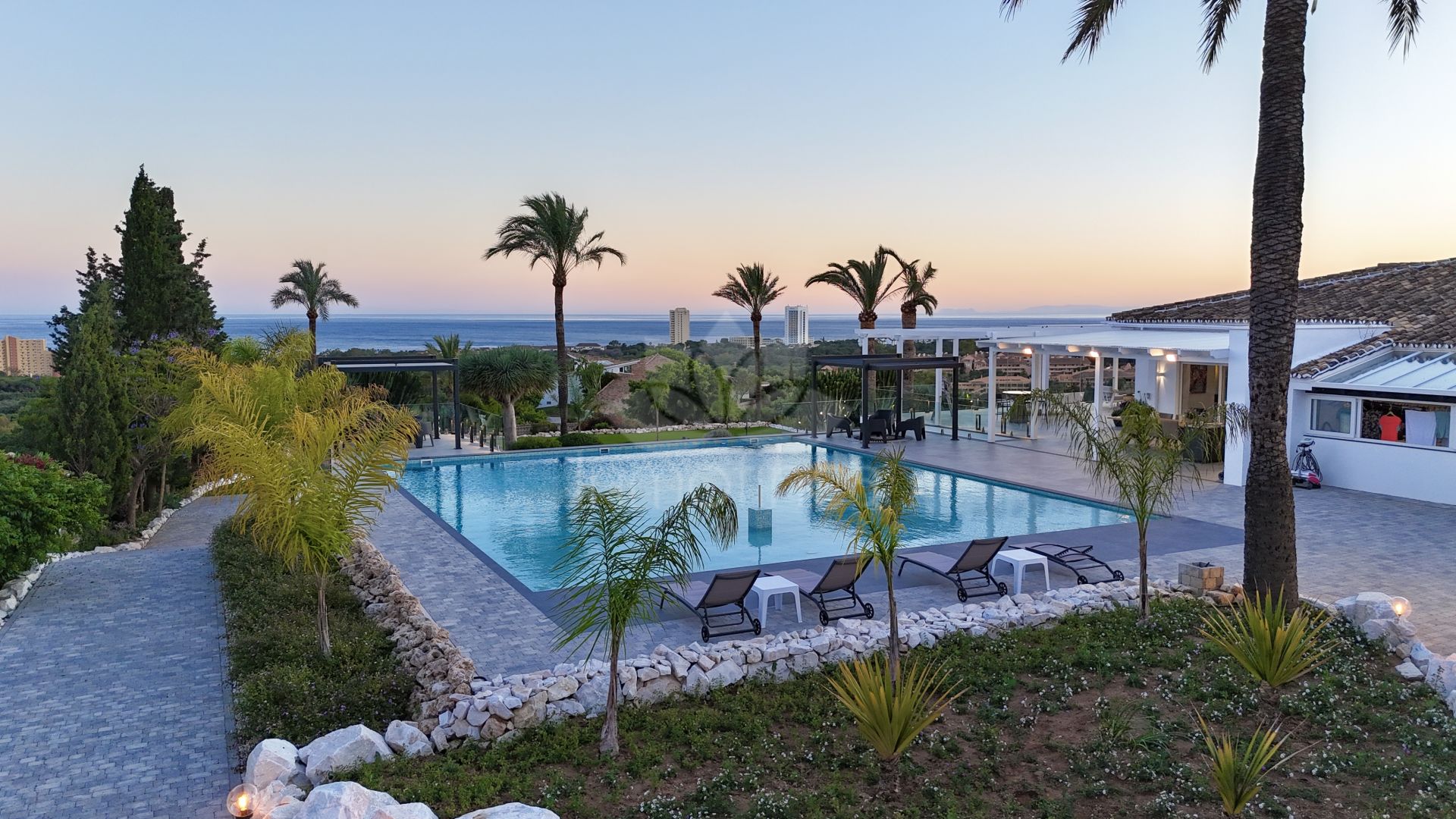 Villa in Elviria, Marbella