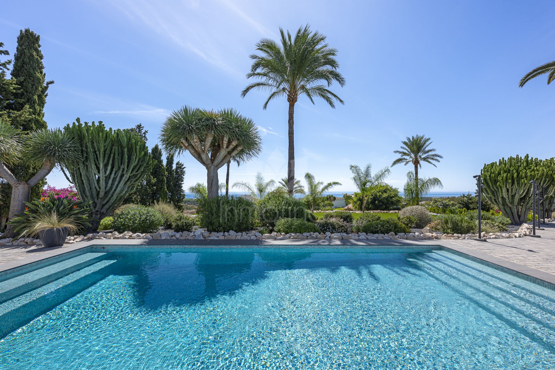 Villa in Elviria, Marbella