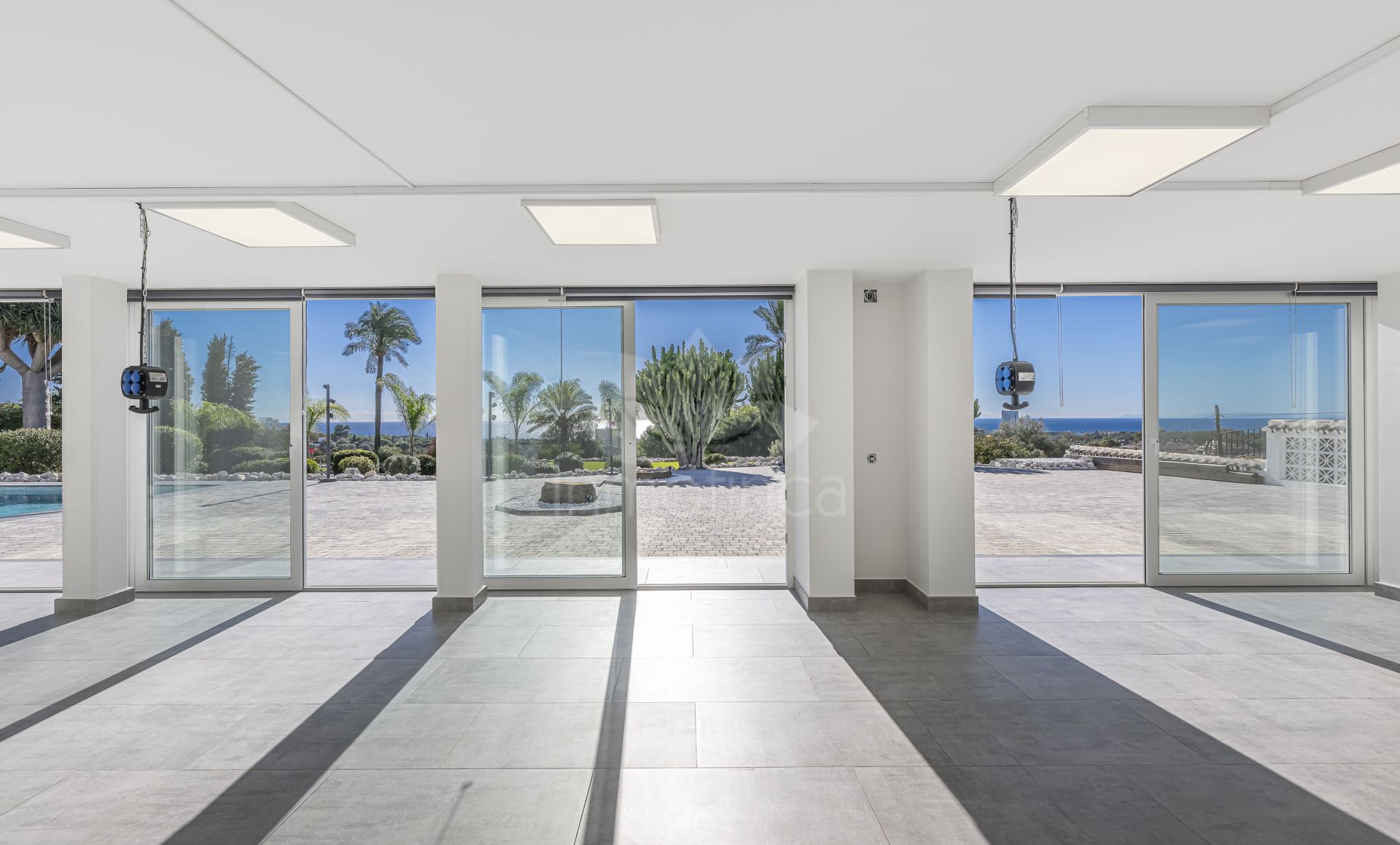 Villa in Elviria, Marbella