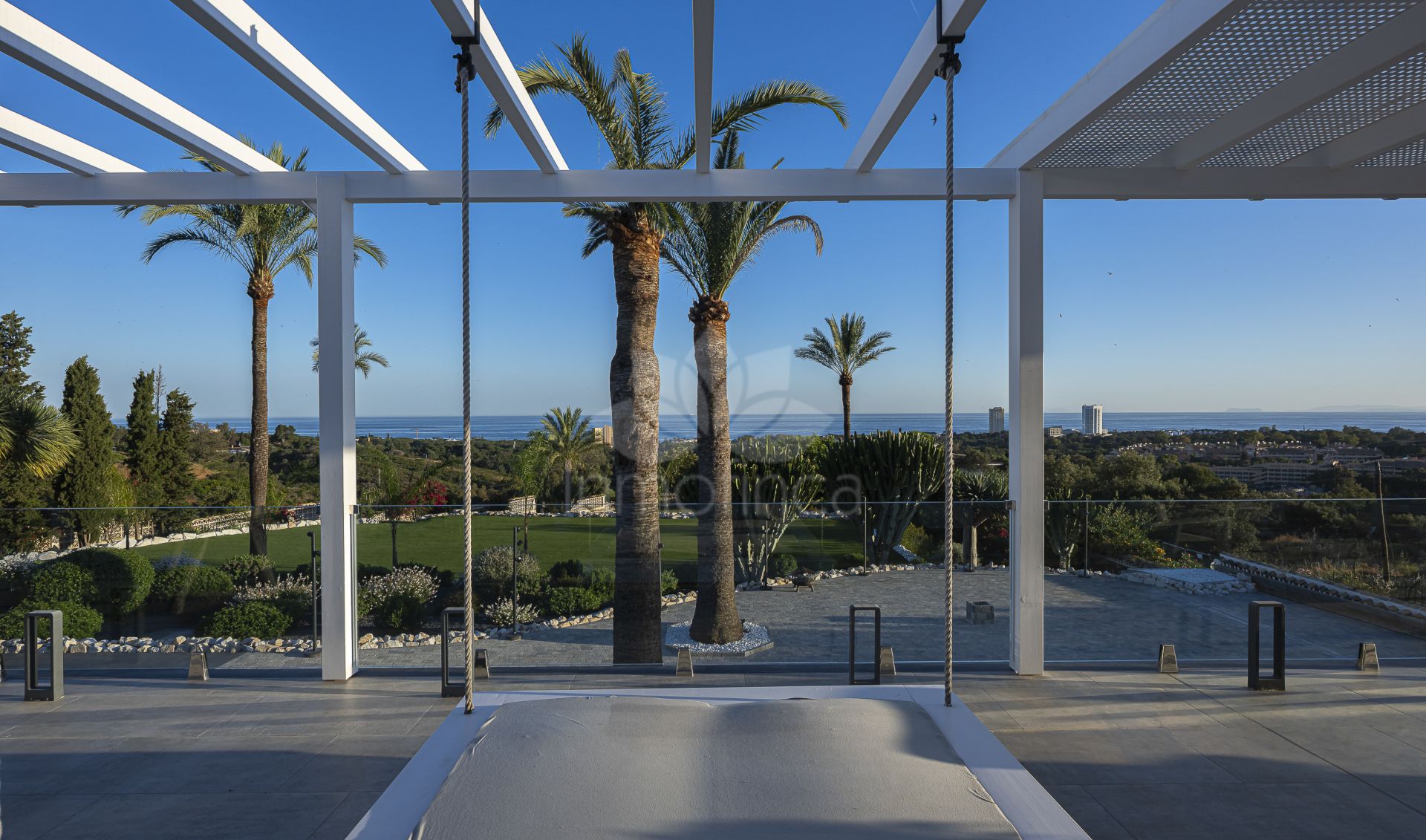 Villa in Elviria, Marbella