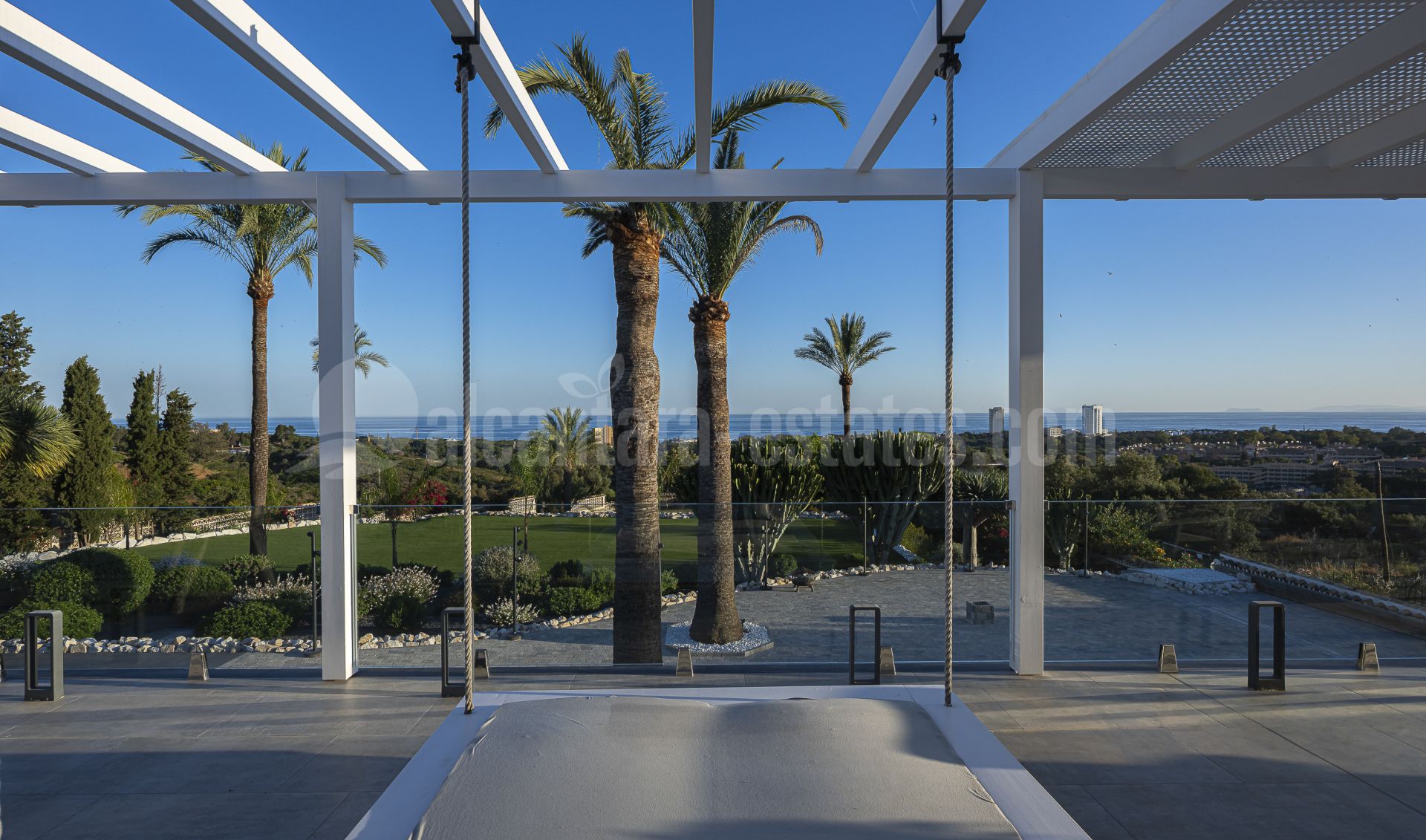 Villa in Elviria, Marbella