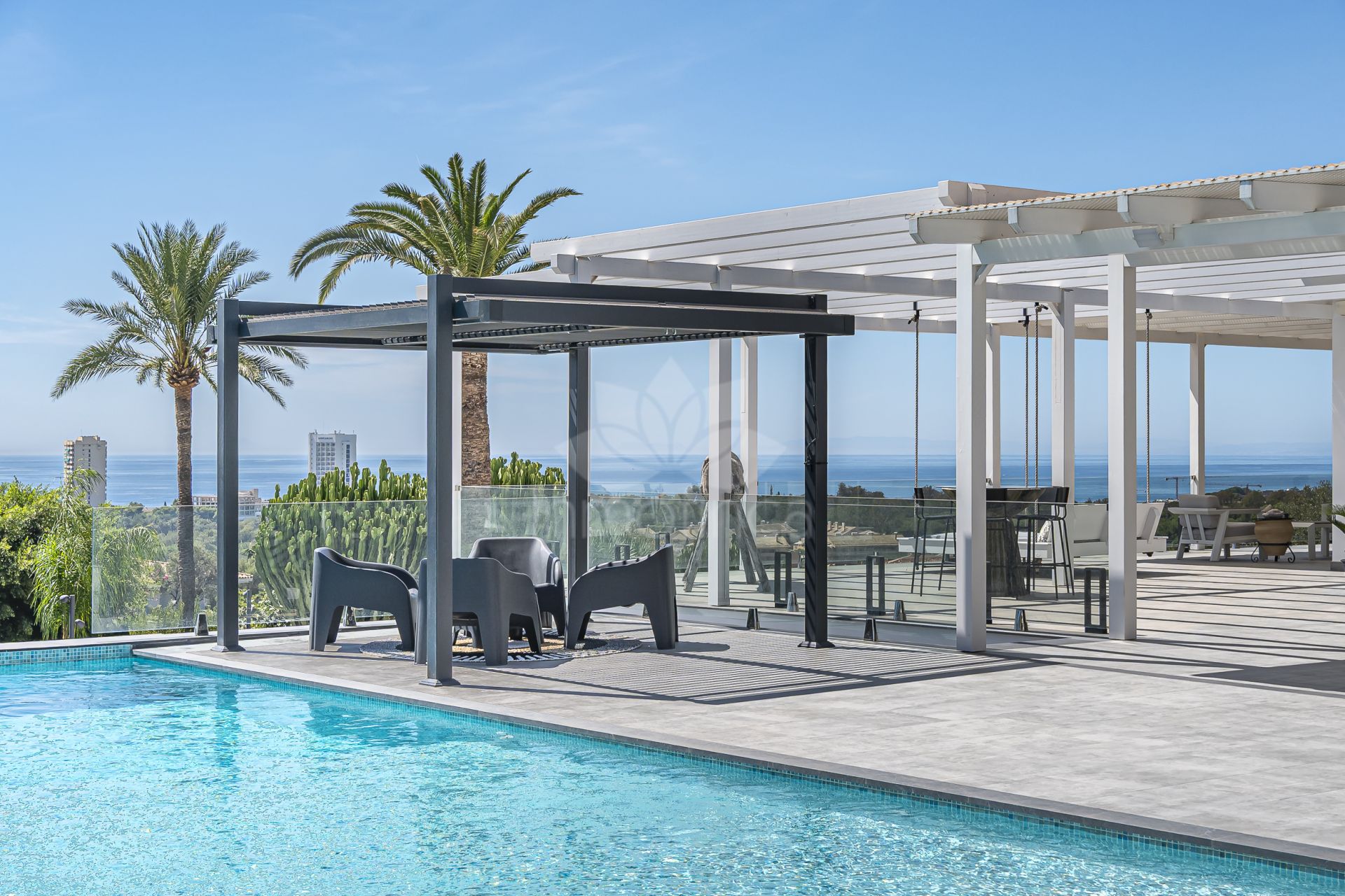 Villa in Elviria, Marbella