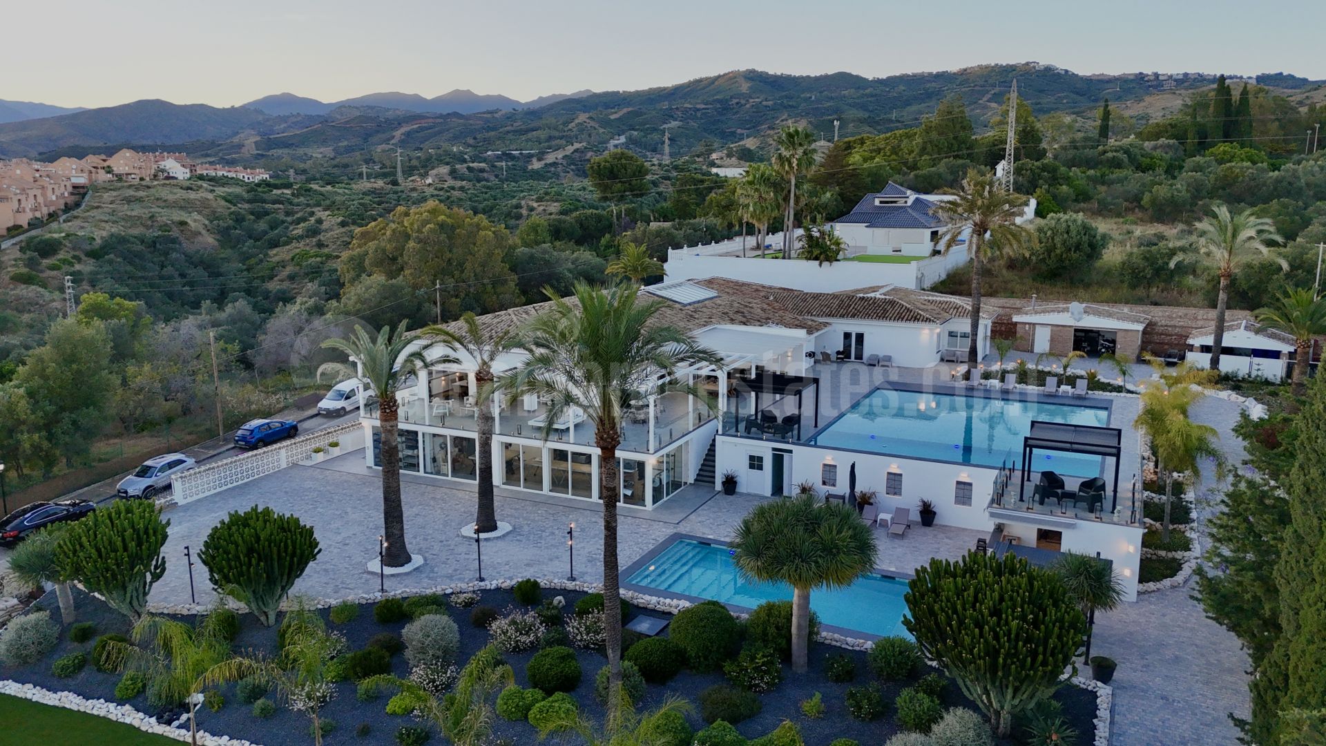 Villa in Elviria, Marbella