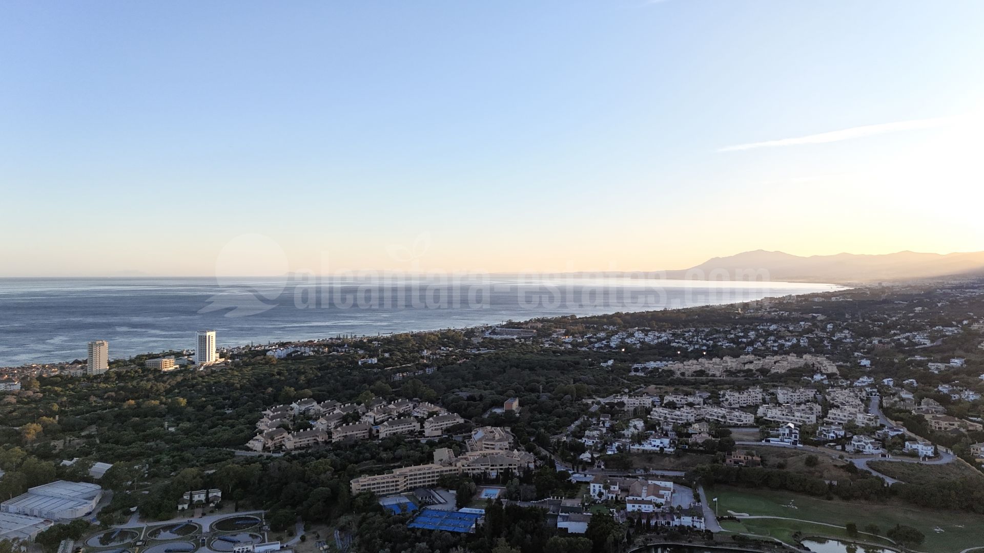 Villa in Elviria, Marbella