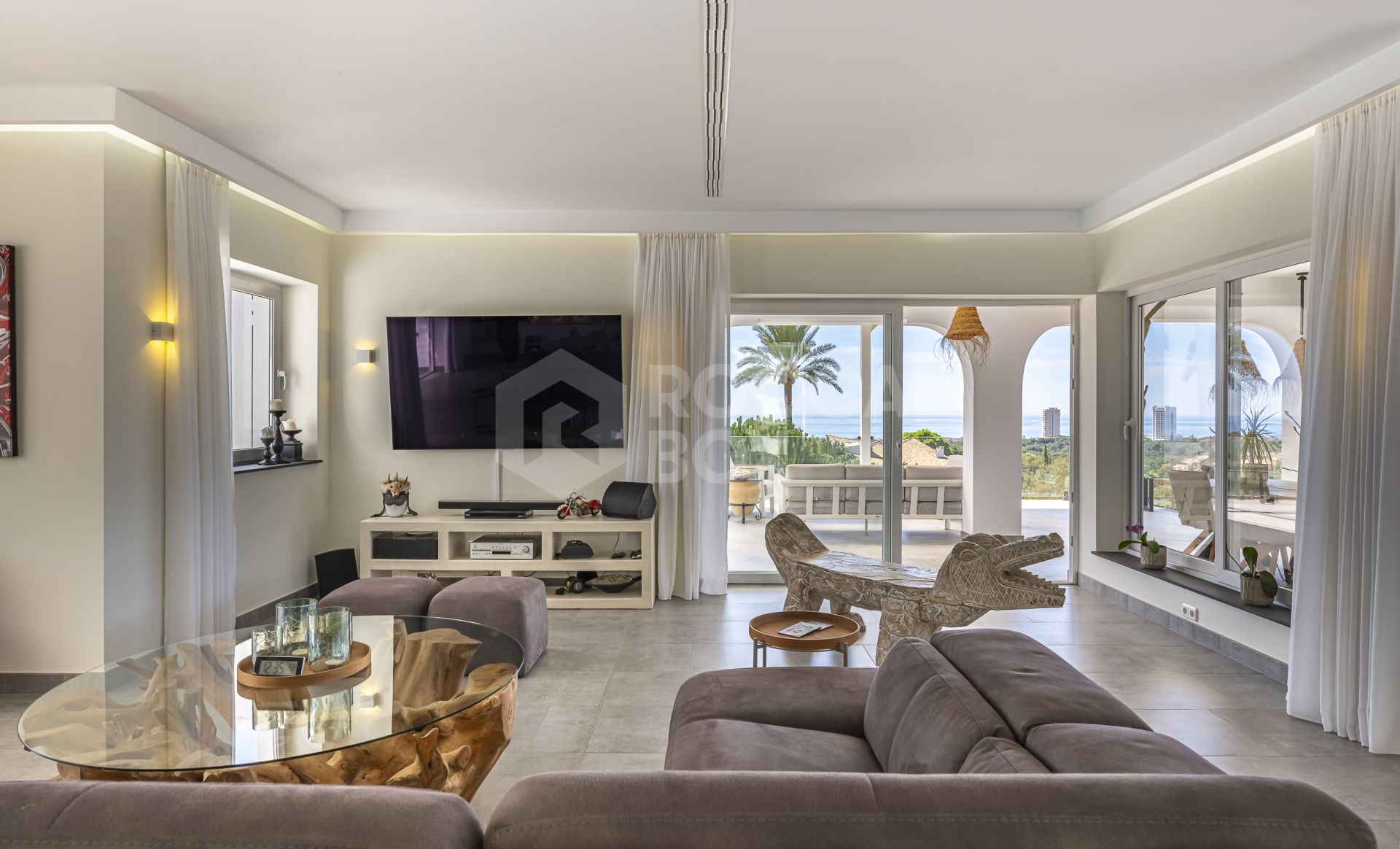 Luxury sea-view villa with development potential for sale in Elviria, Marbella East