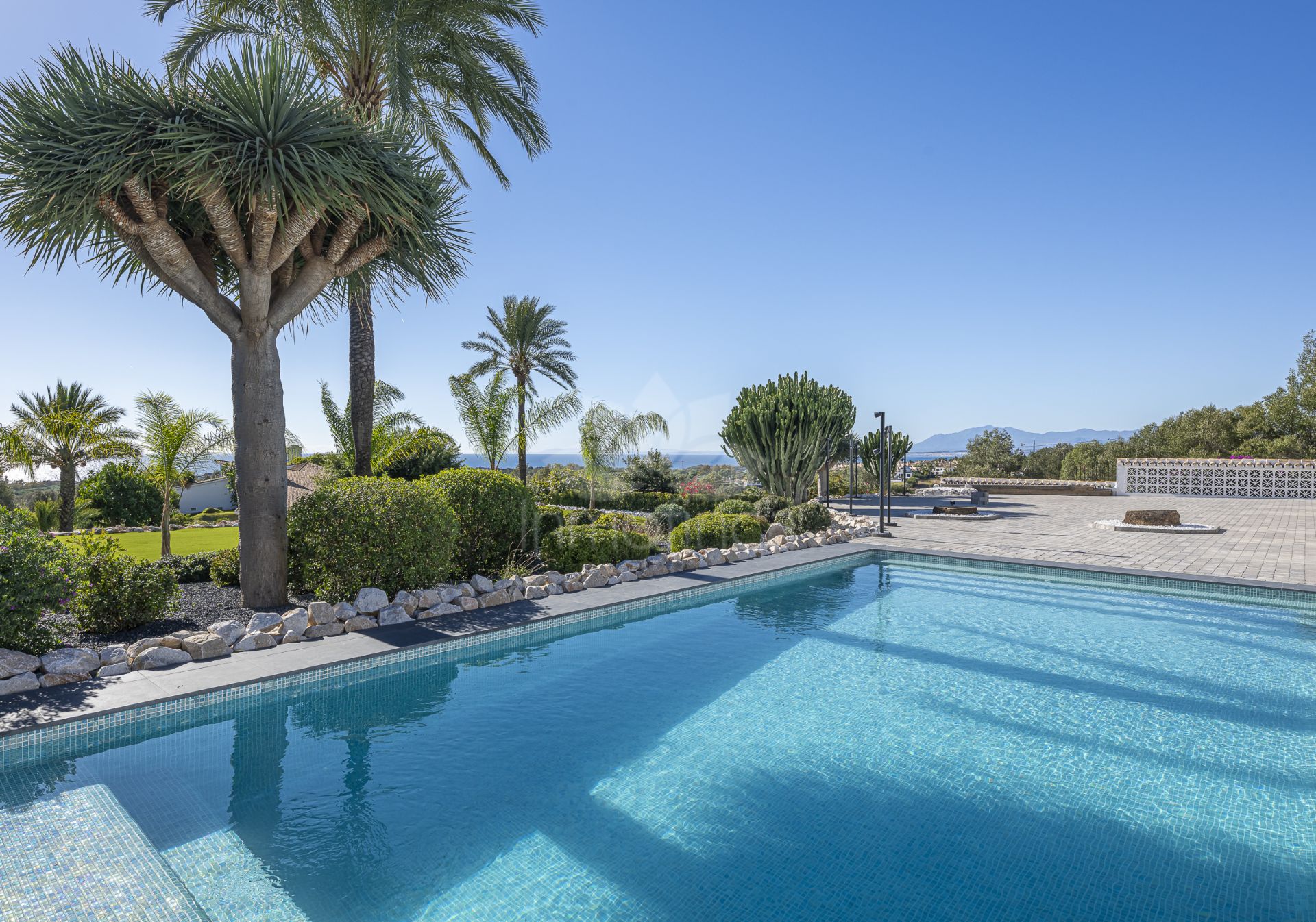Villa in Elviria, Marbella
