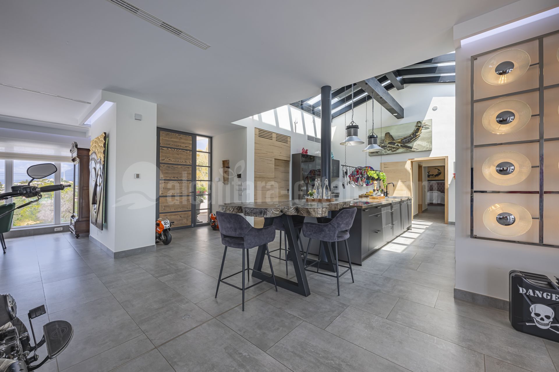 Villa in Elviria, Marbella