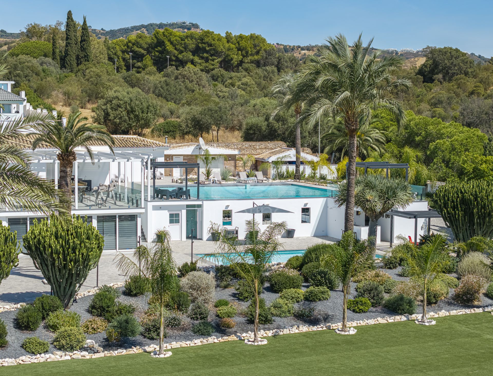 Villa in Elviria, Marbella