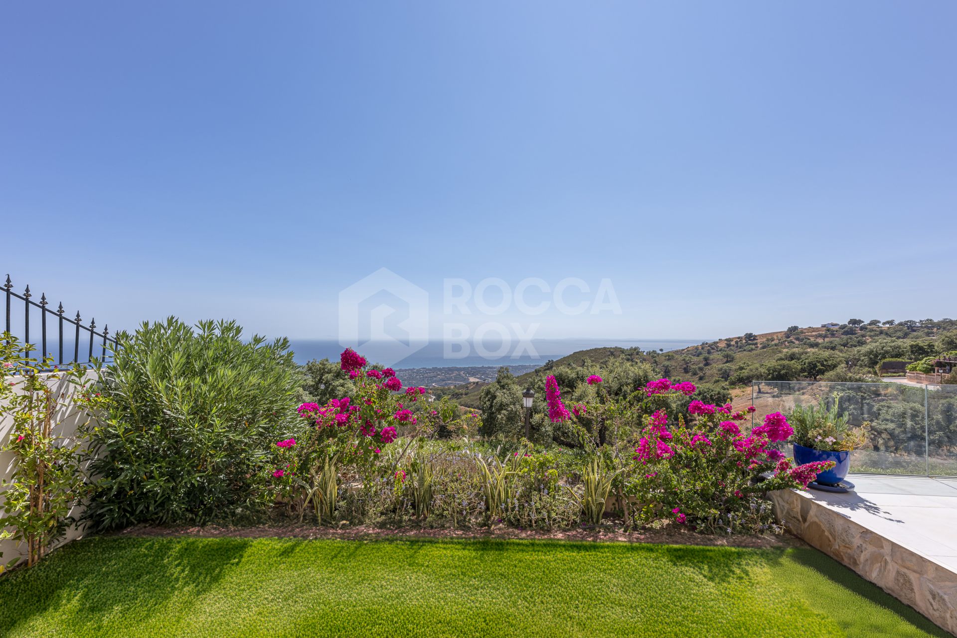 Spacious Hilltop Townhouse with 180º Sea Views for Sale in La Mairena, Marbella East