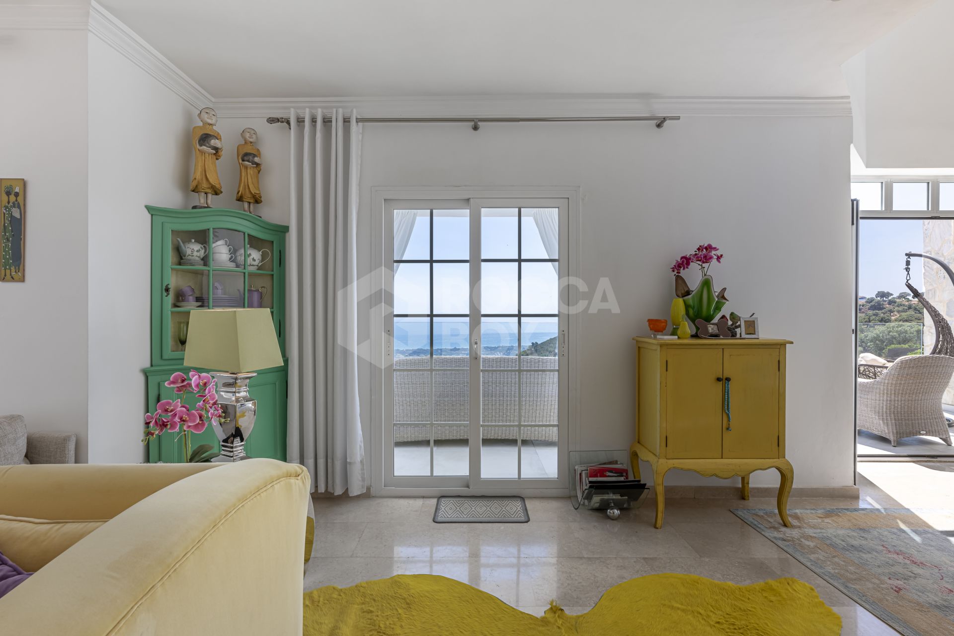 Spacious Hilltop Townhouse with 180º Sea Views for Sale in La Mairena, Marbella East