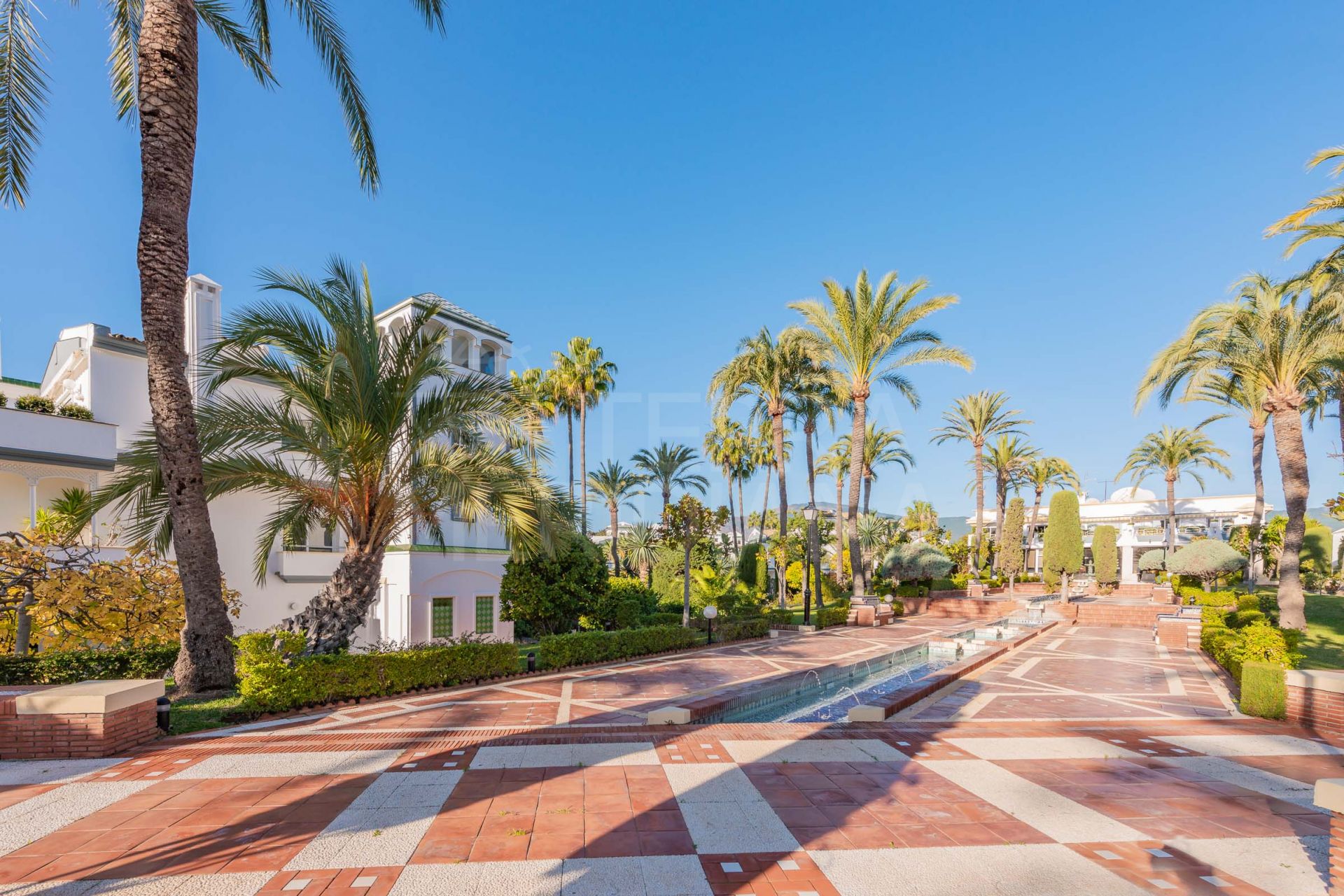 Duplex Penthouse in Dominion Beach, Estepona