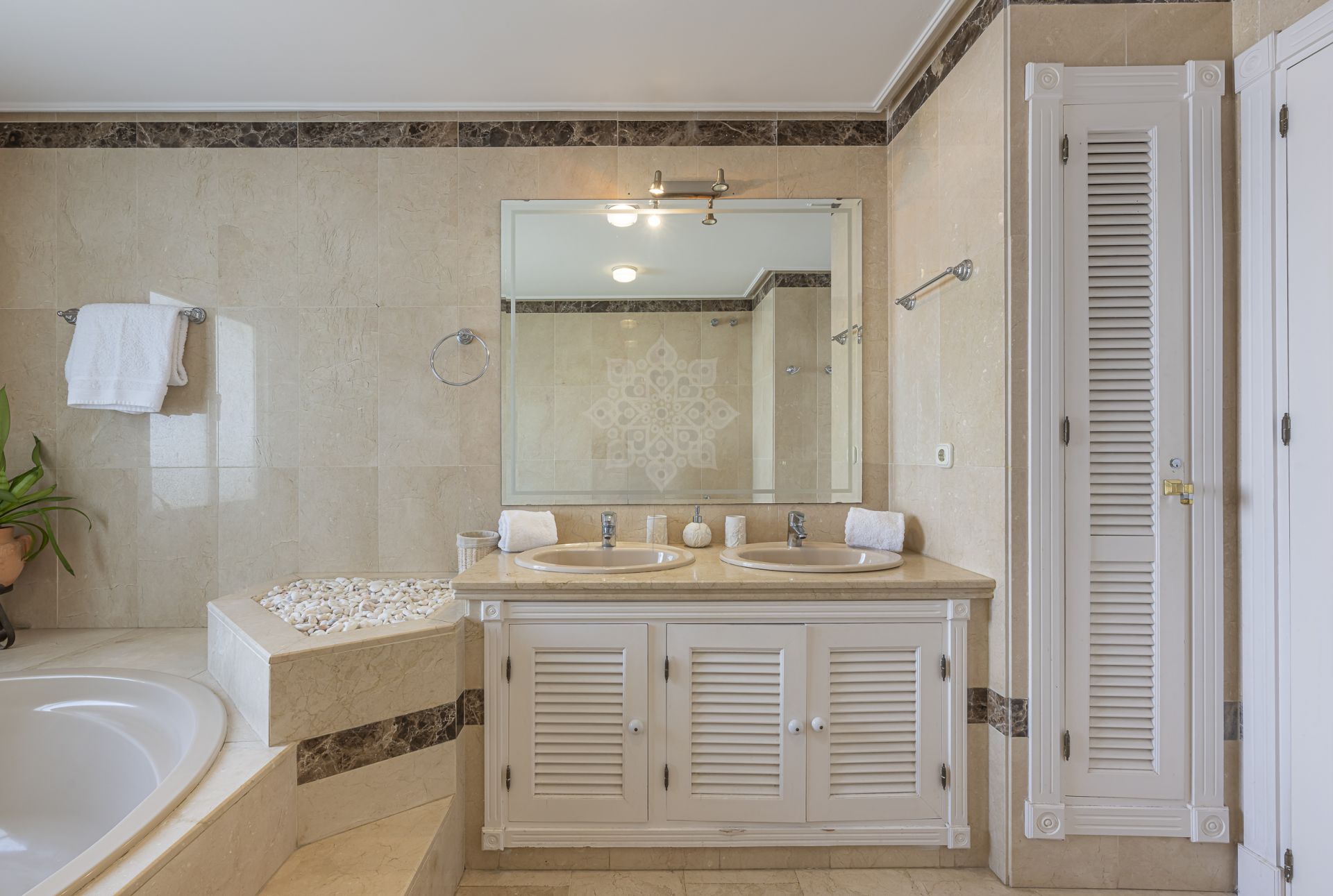 Atico Duplex en Dominion Beach, Estepona