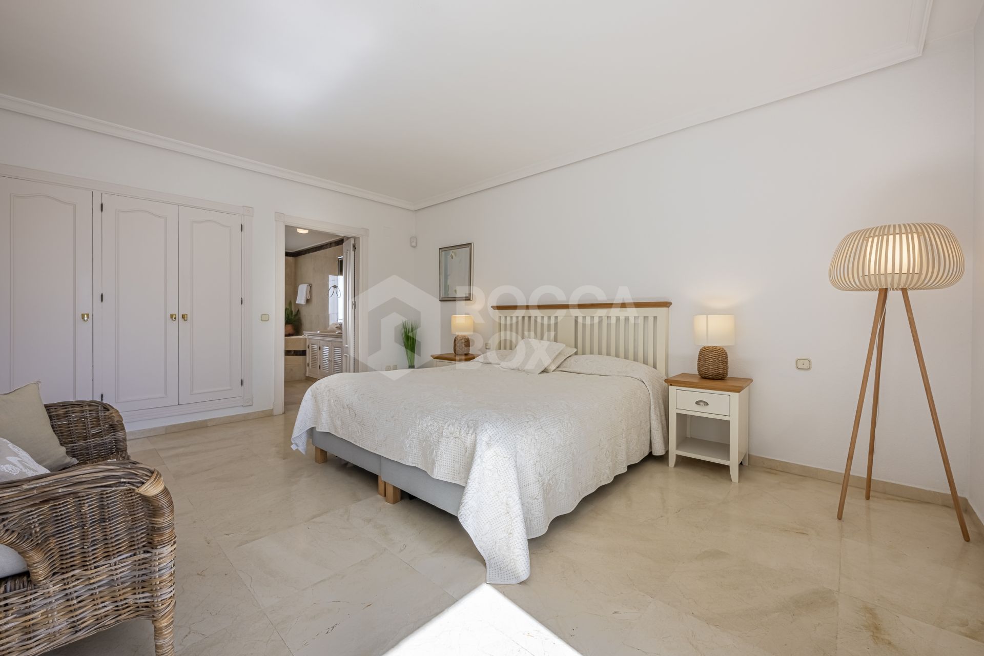 Your Perfect Coastal Escape: Duplex Penthouse for Sale in Dominion Beach, Estepona