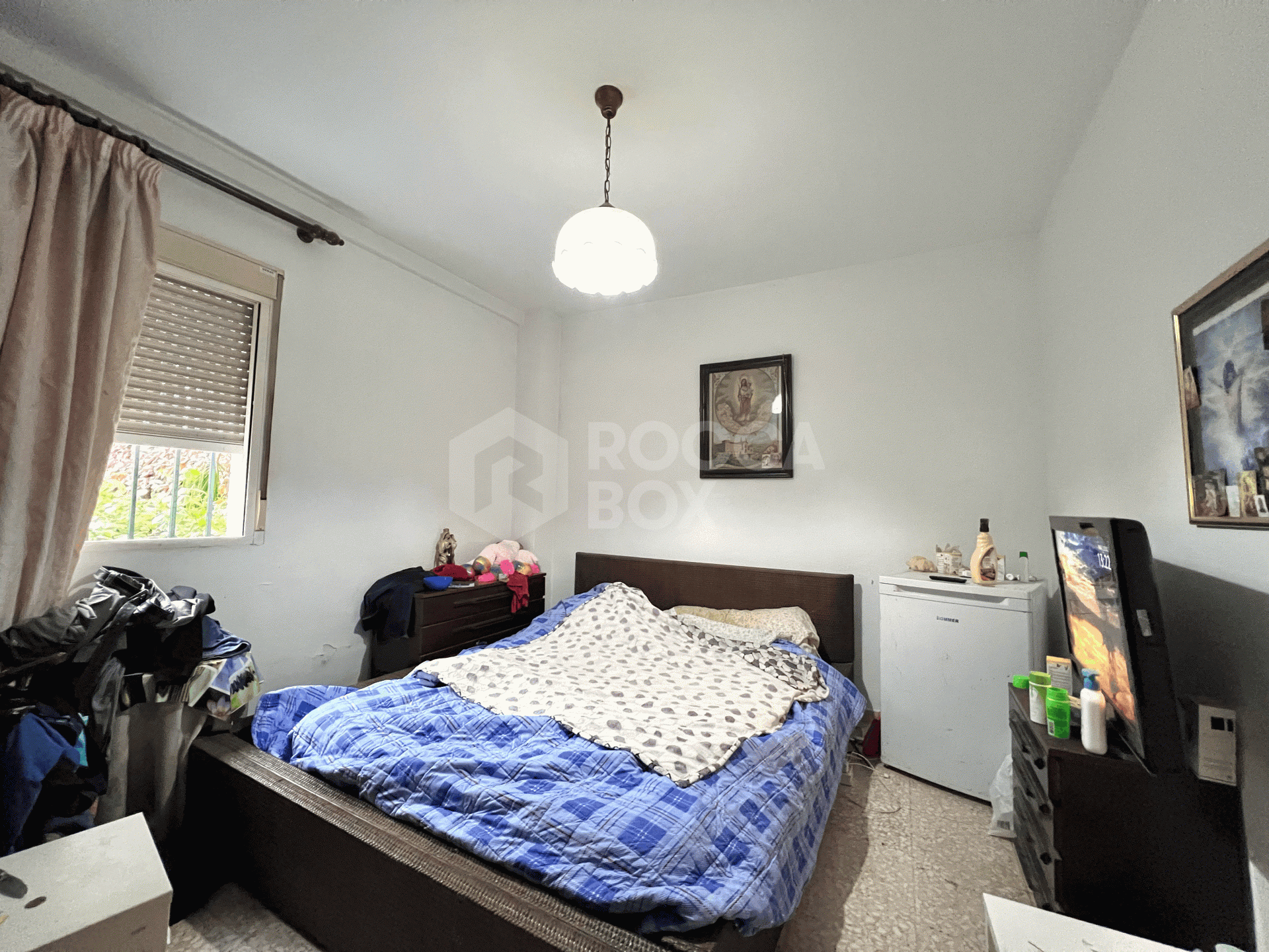 Spacious Ground Floor Apartment in the Heart of Estepona – Prime Location & Great Potential