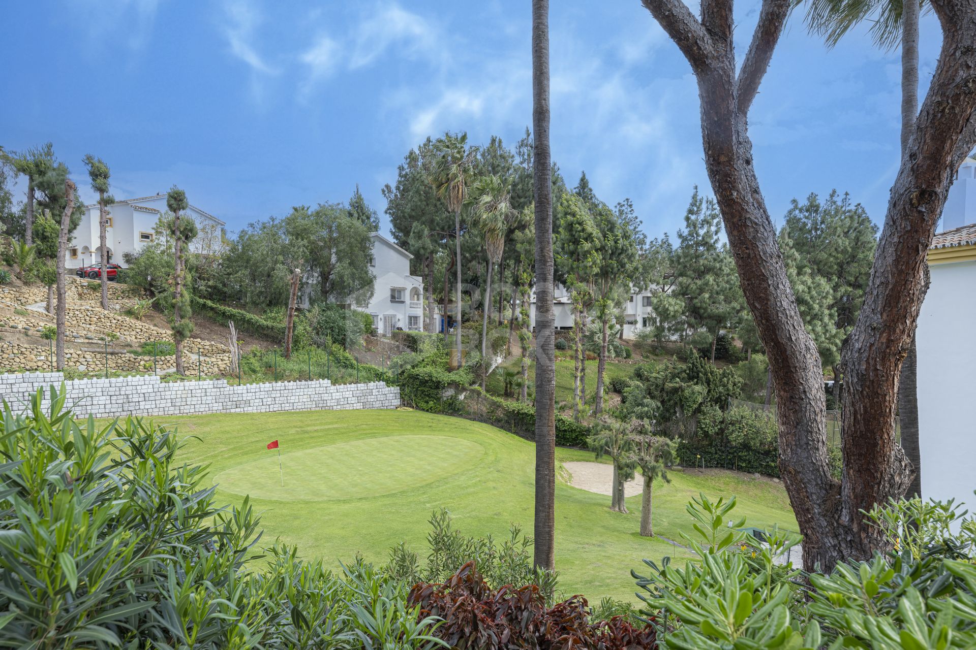 Sea Views | Refurbished 2-Bed Apartment in Sitio de Calahonda, Close to Beach & Golf