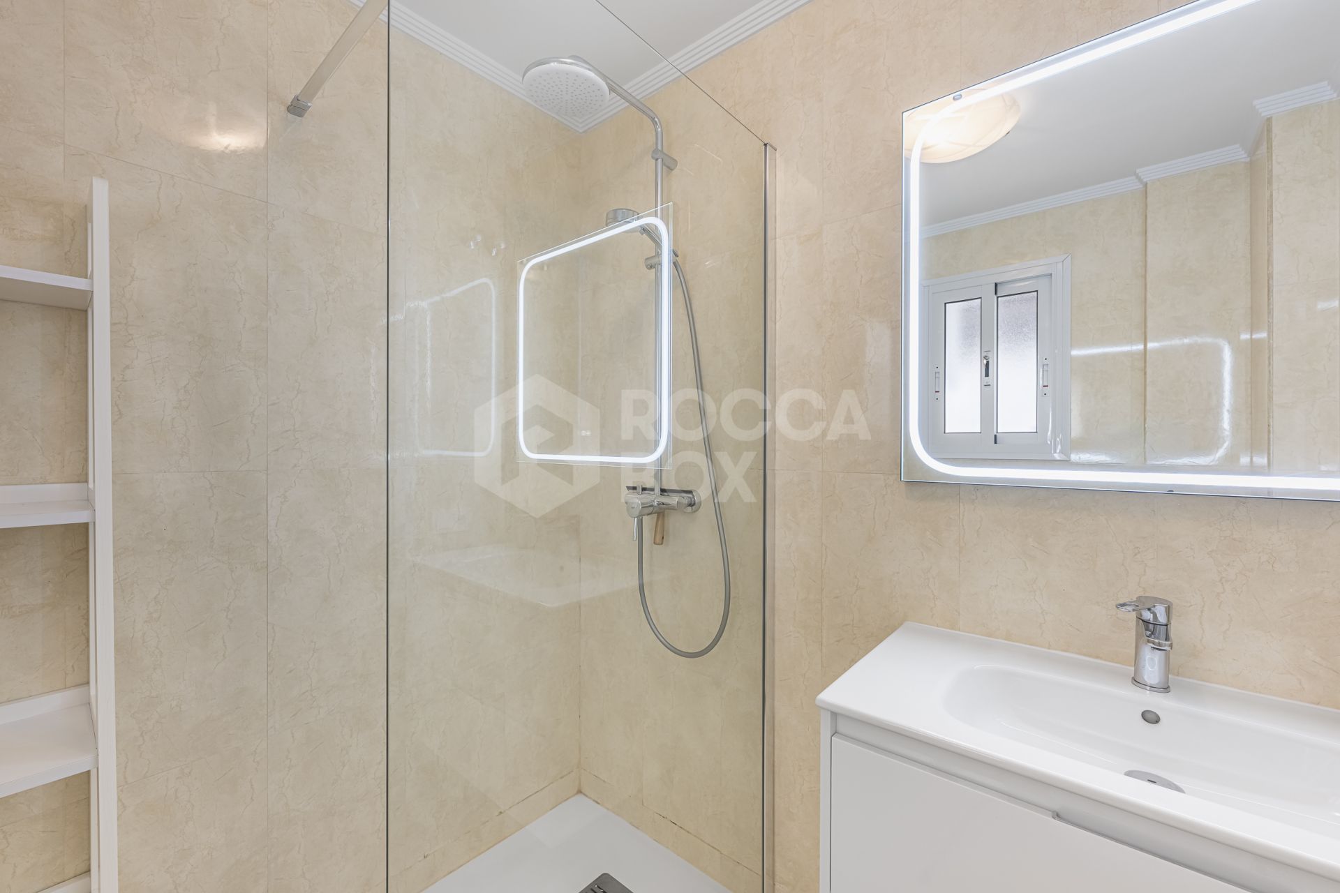 Sea Views | Refurbished 2-Bed Apartment in Sitio de Calahonda, Close to Beach & Golf