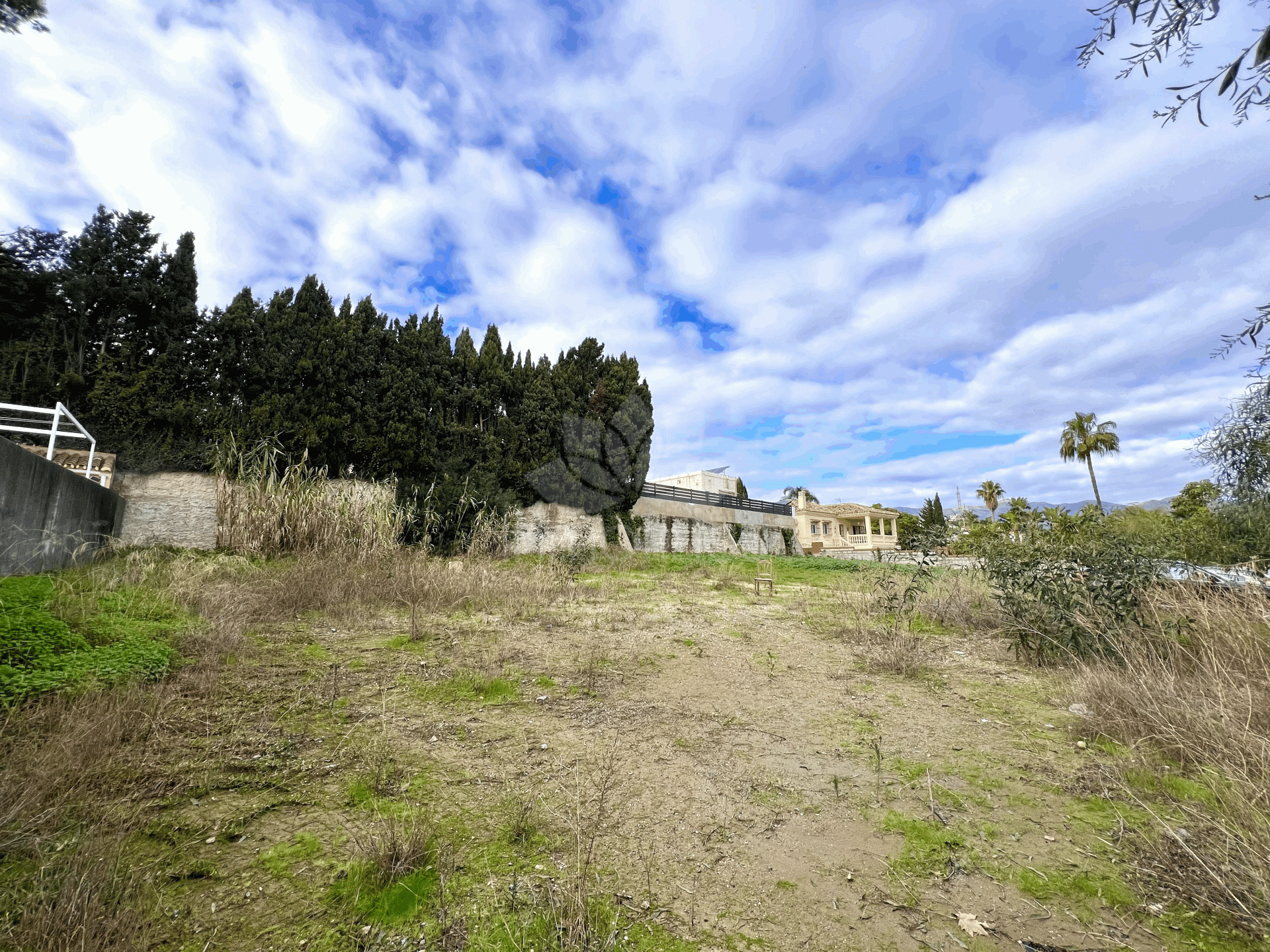 Plot in El Padron, Estepona
