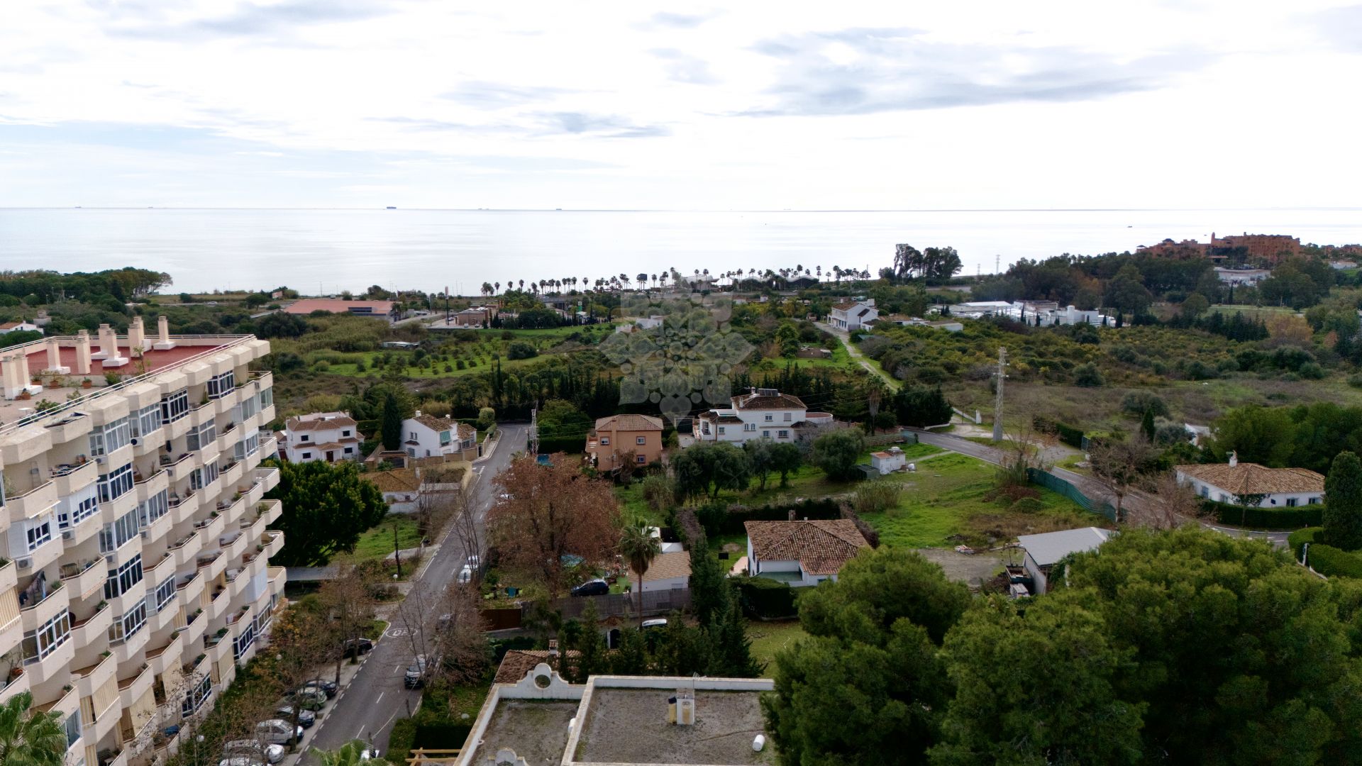 Plot in El Padron, Estepona
