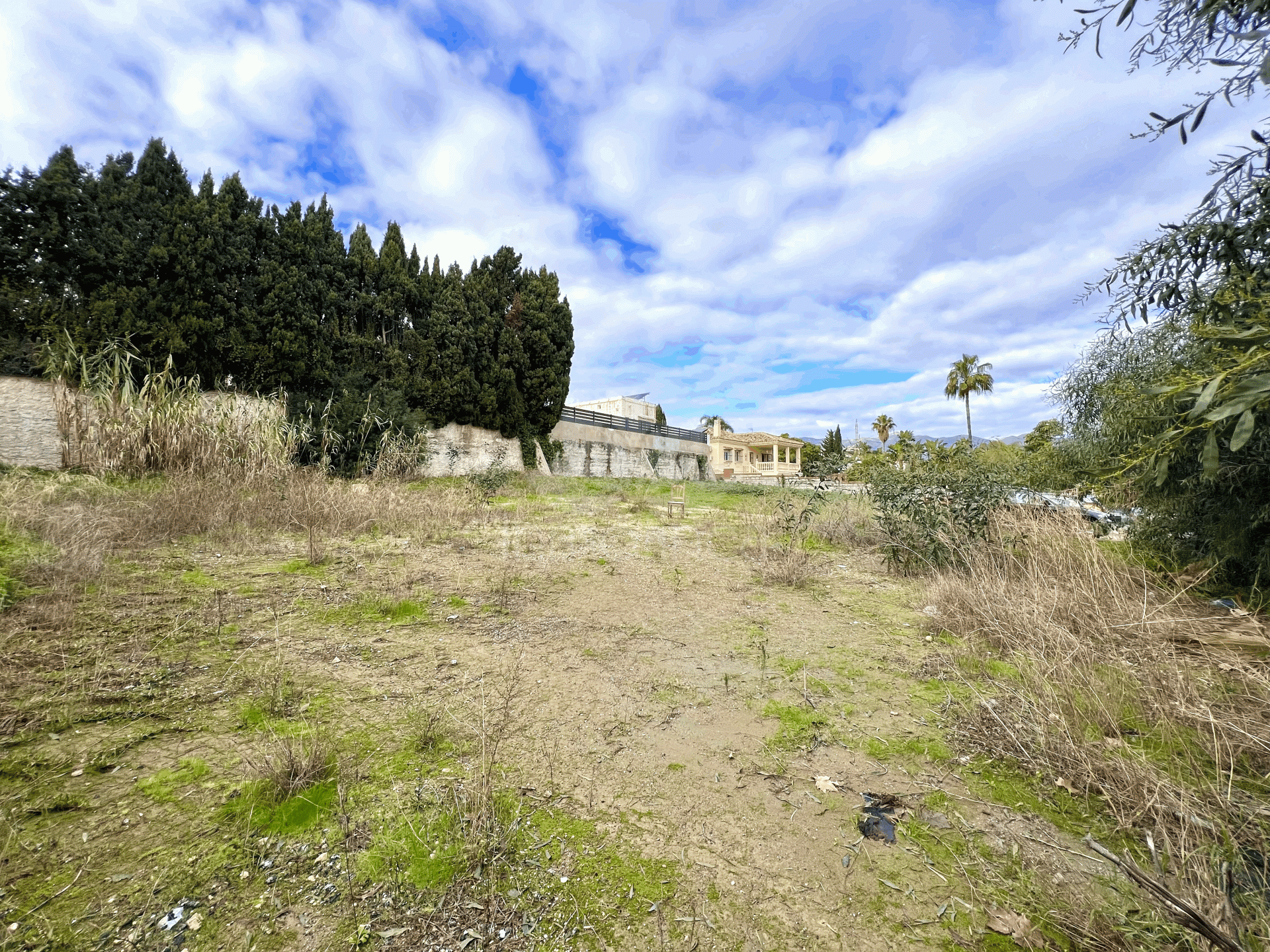 Plot in El Padron, Estepona