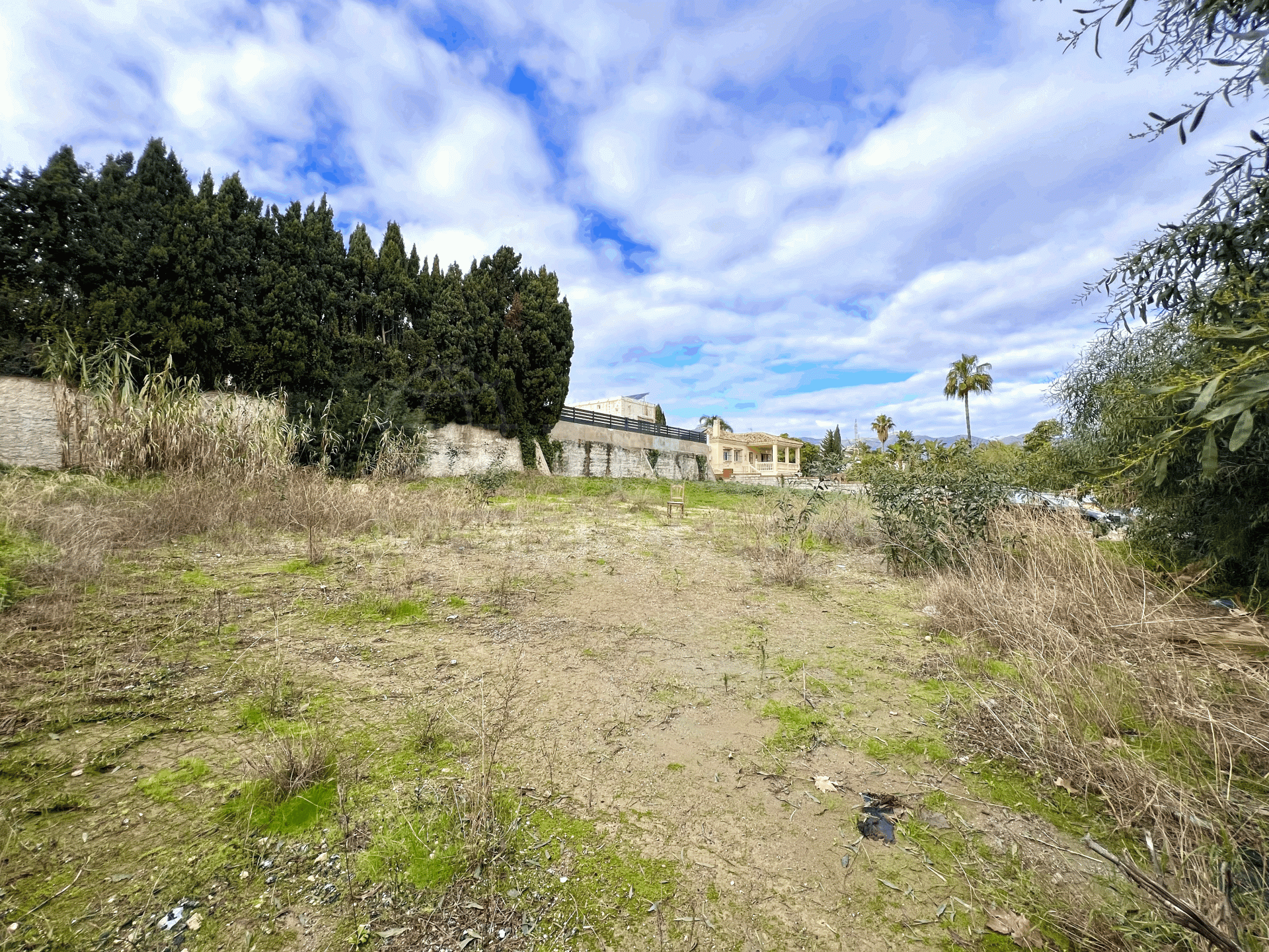 Plot in El Padron, Estepona