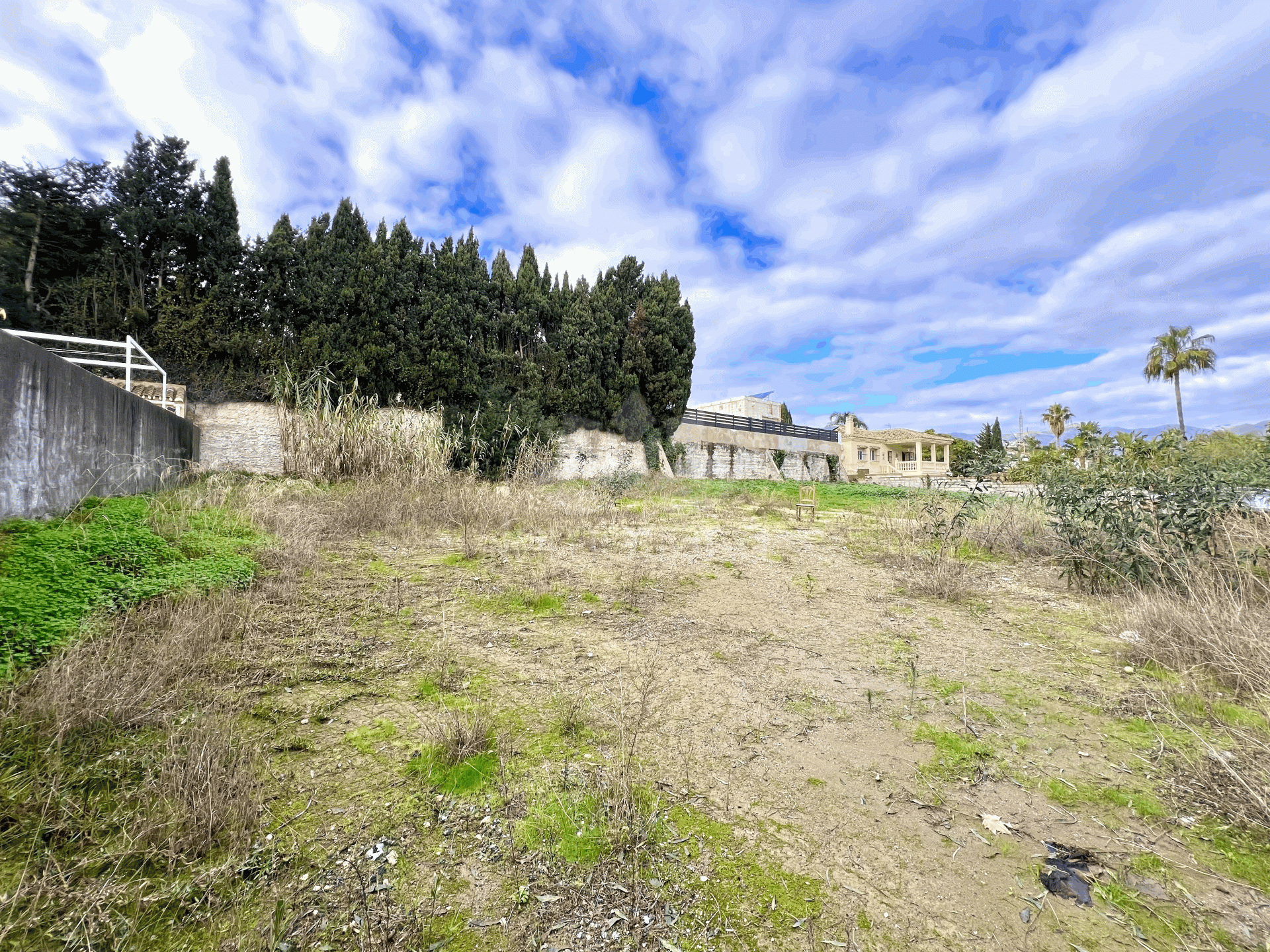 Plot in El Padron, Estepona