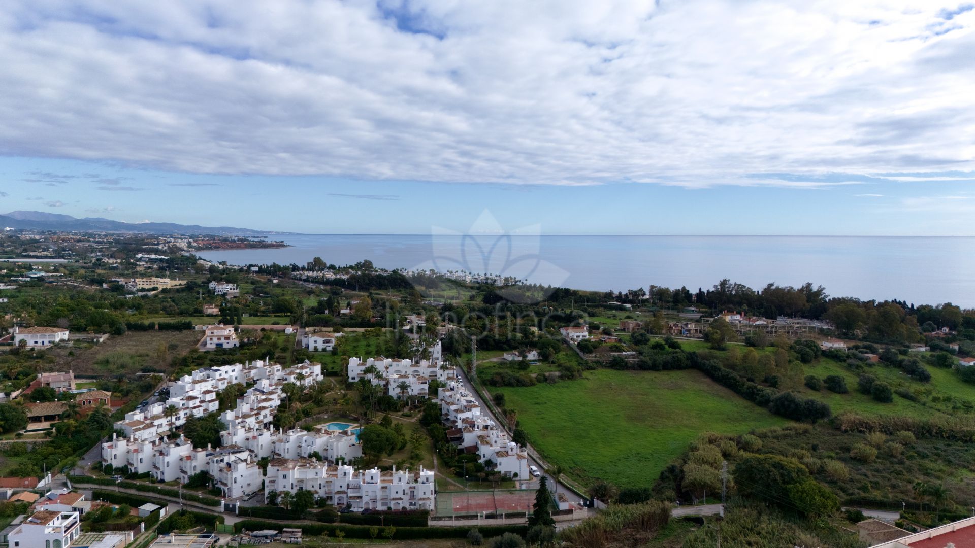 Plot in El Padron, Estepona