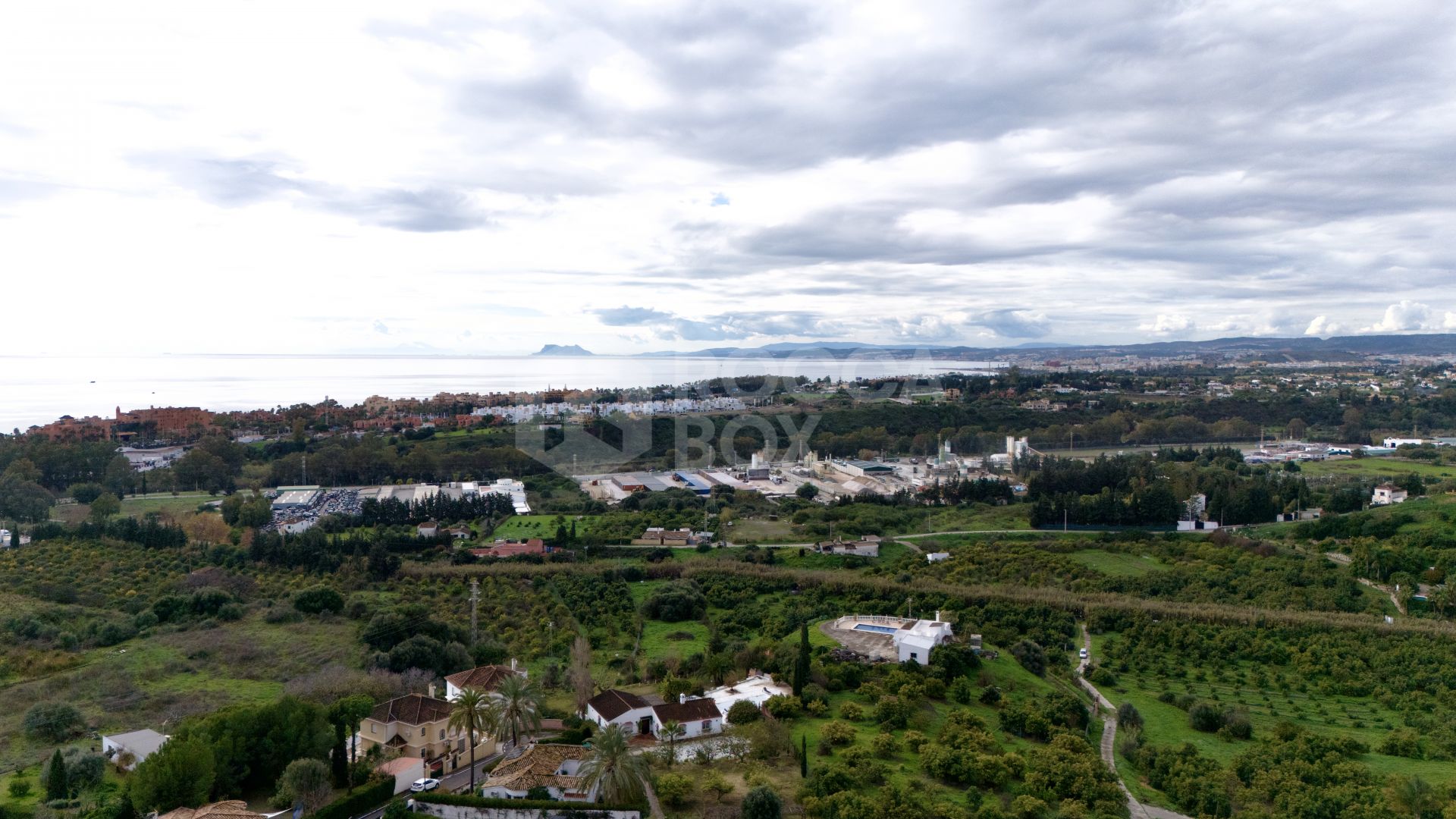 Plot for sale in Estepona