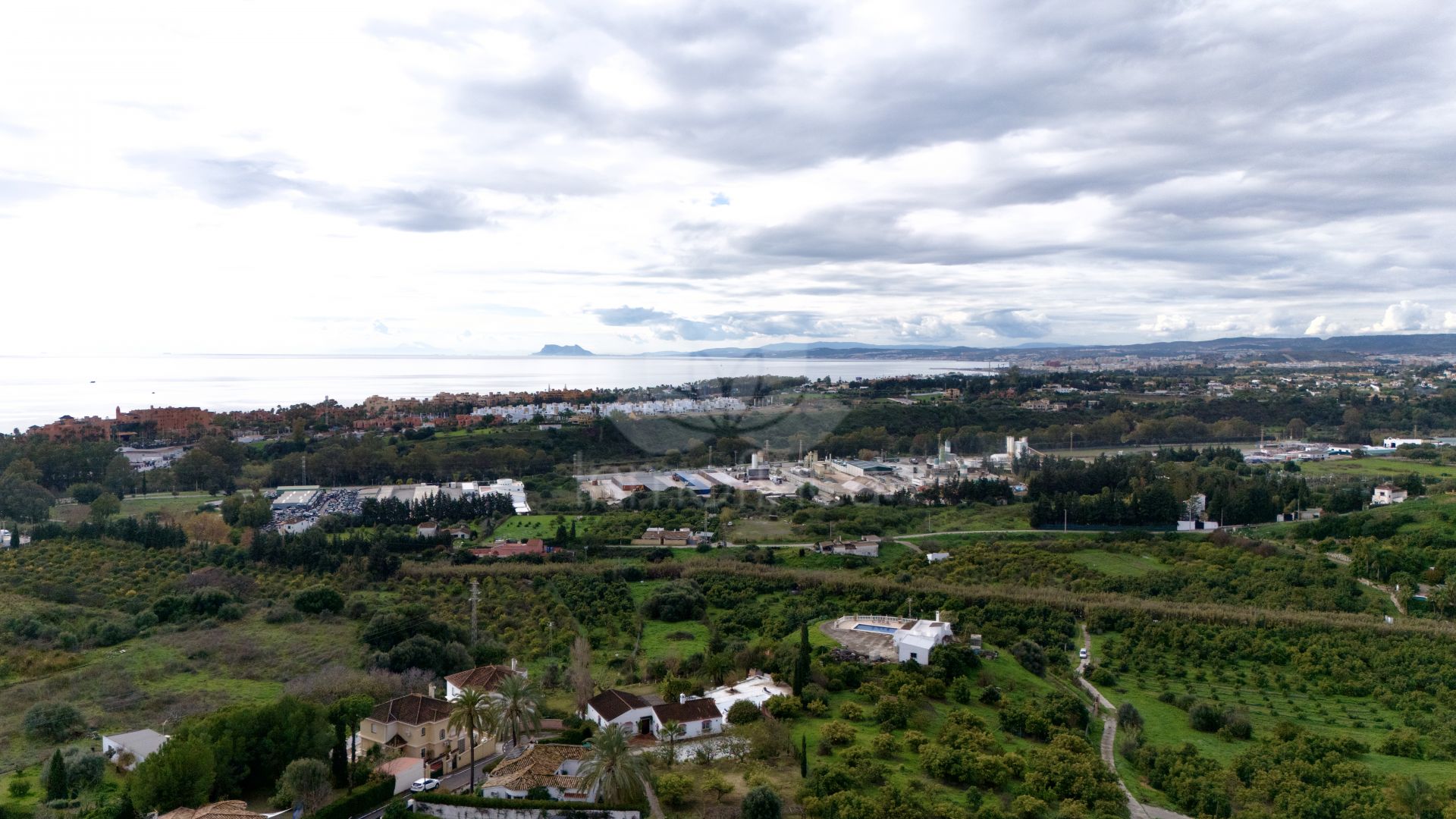 Plot in El Padron, Estepona