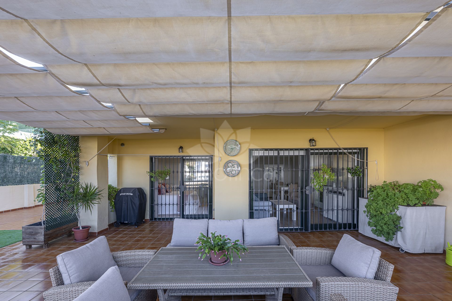 Apartamento Planta Baja en Las Joyas, Estepona