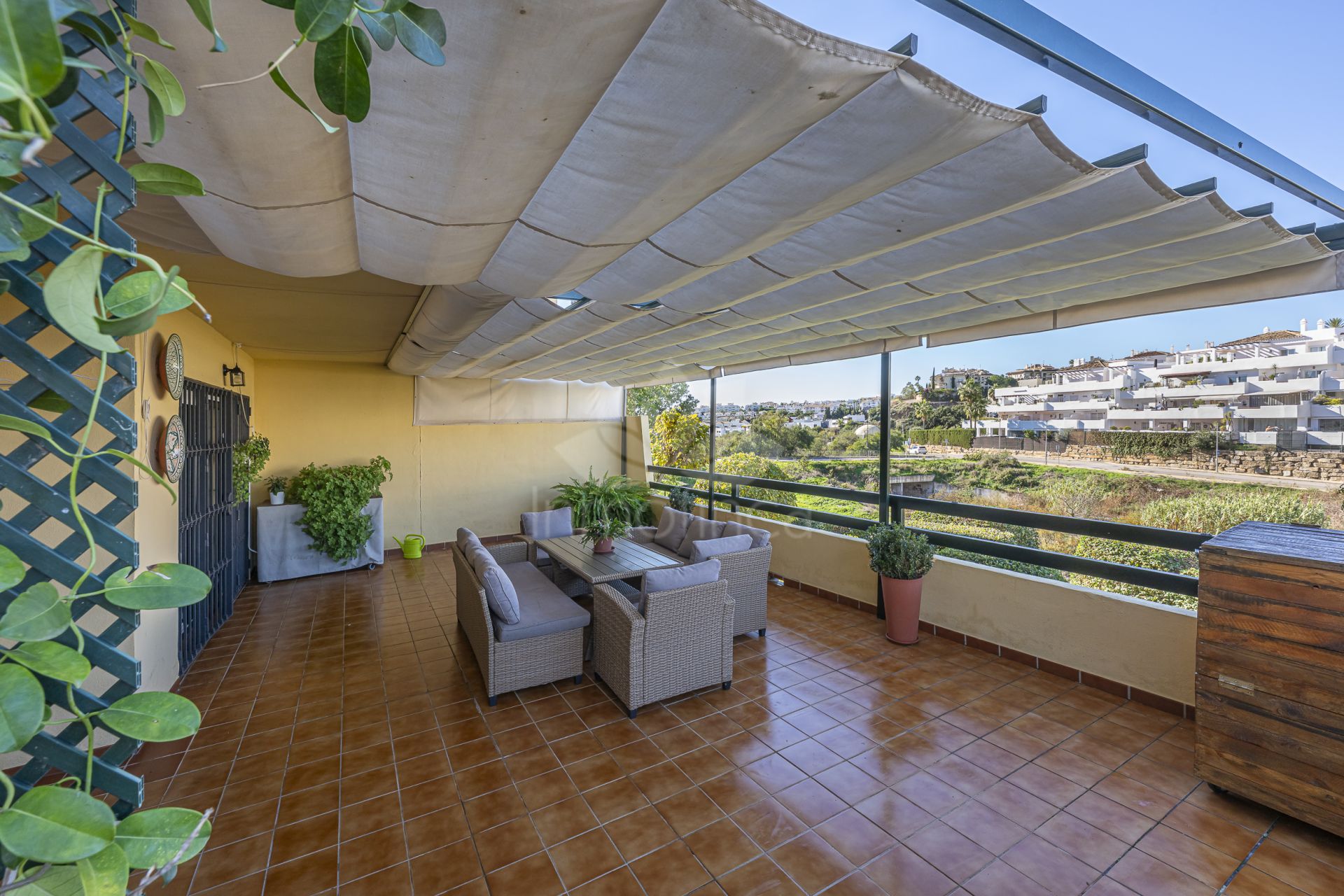 Apartamento Planta Baja en Las Joyas, Estepona