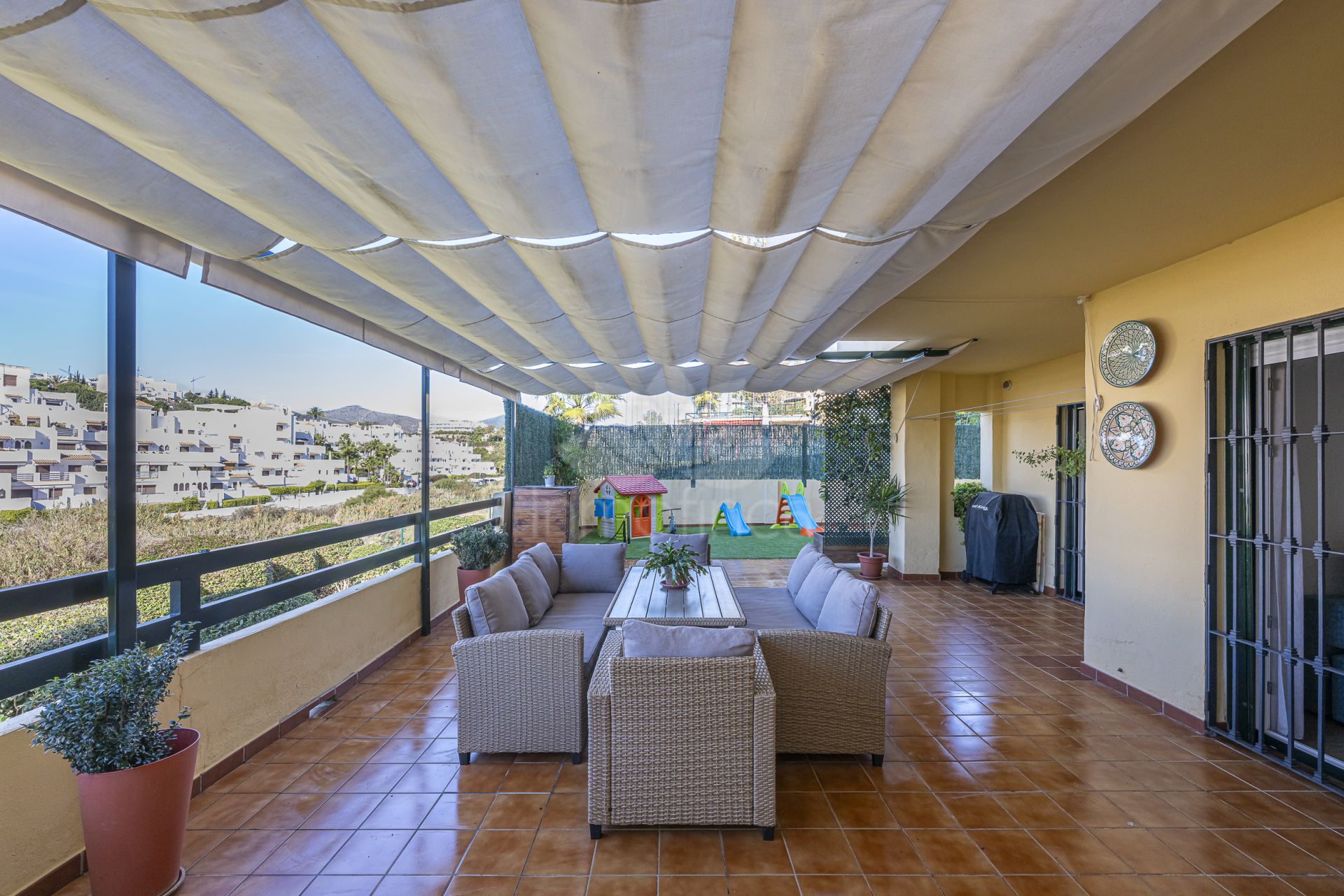 Apartamento Planta Baja en Las Joyas, Estepona