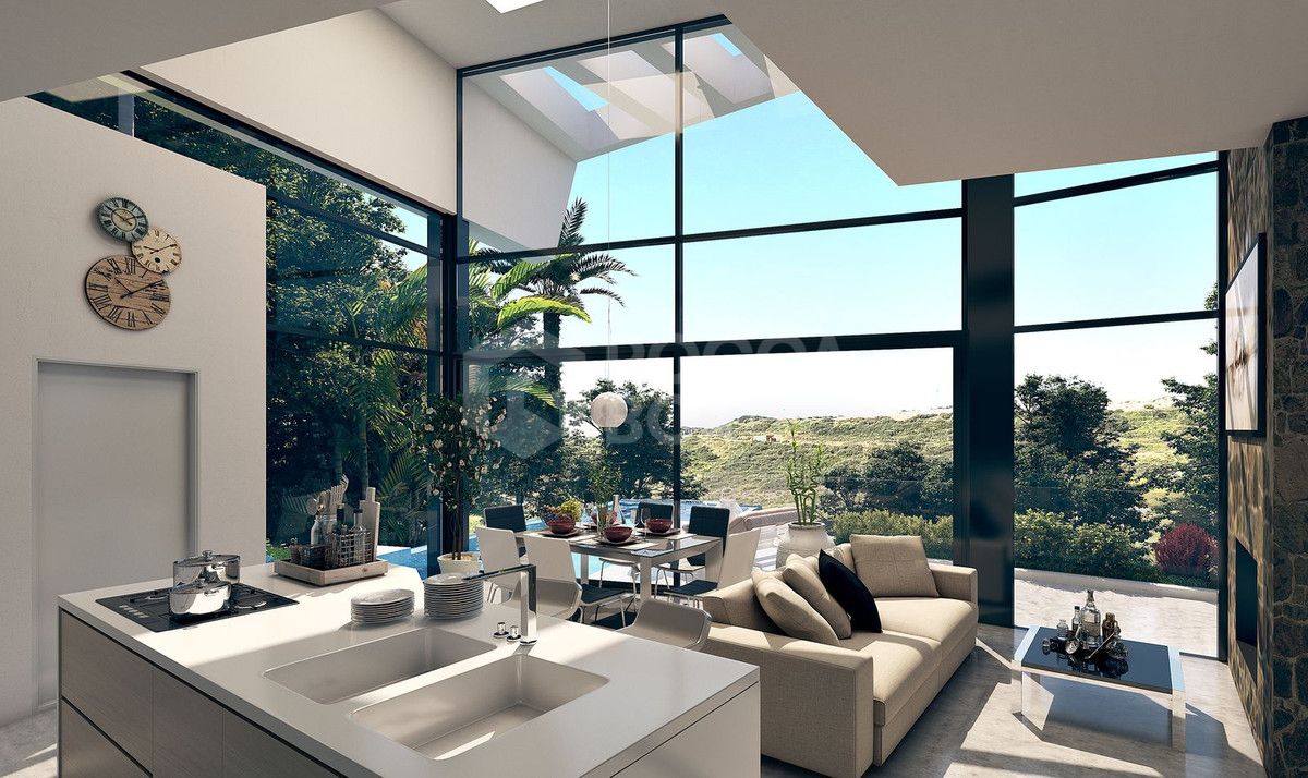 Villa for sale in Estepona