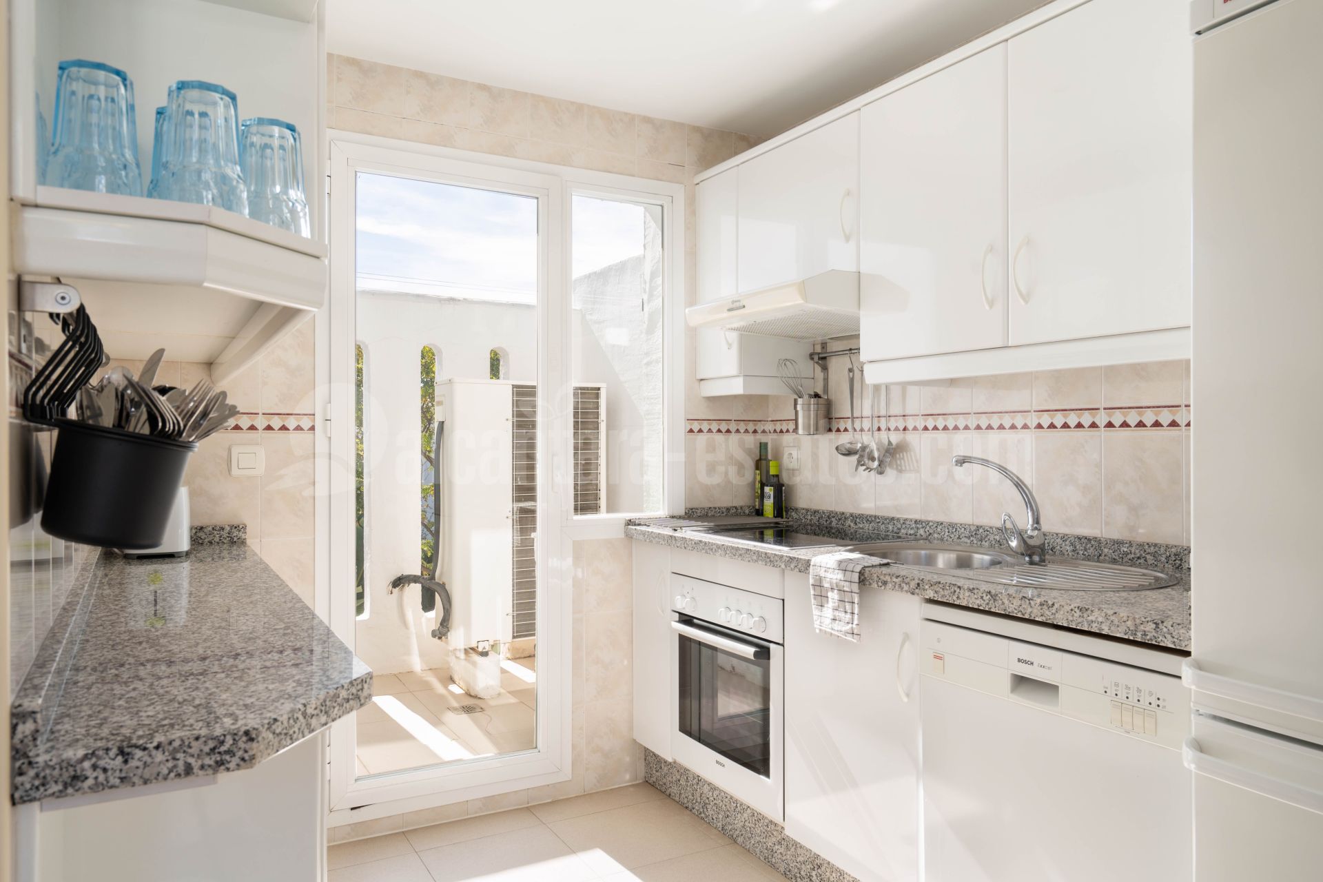 Atico Duplex en Los Naranjos de Marbella, Marbella