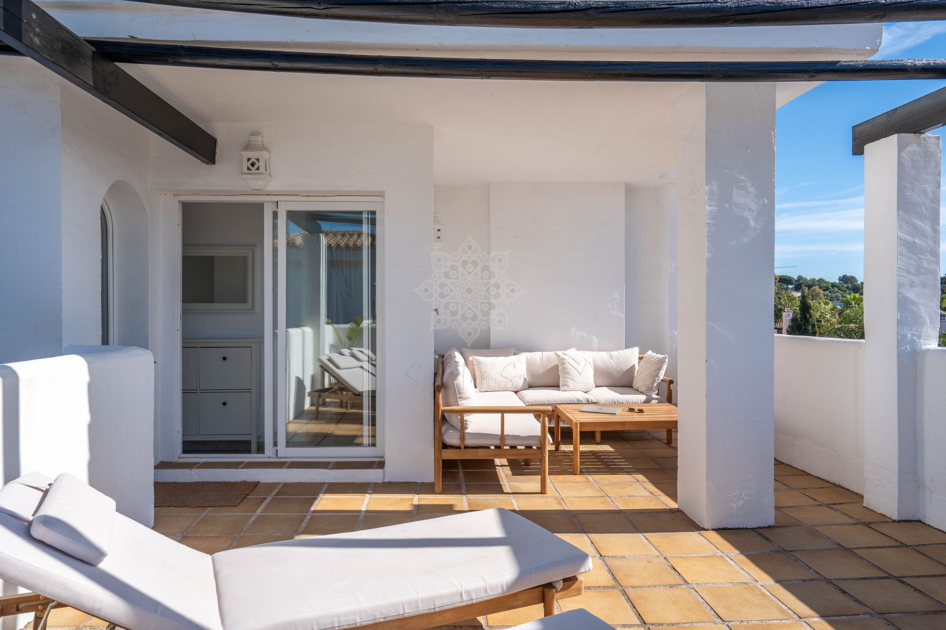 Duplex Penthouse in Los Naranjos de Marbella, Marbella