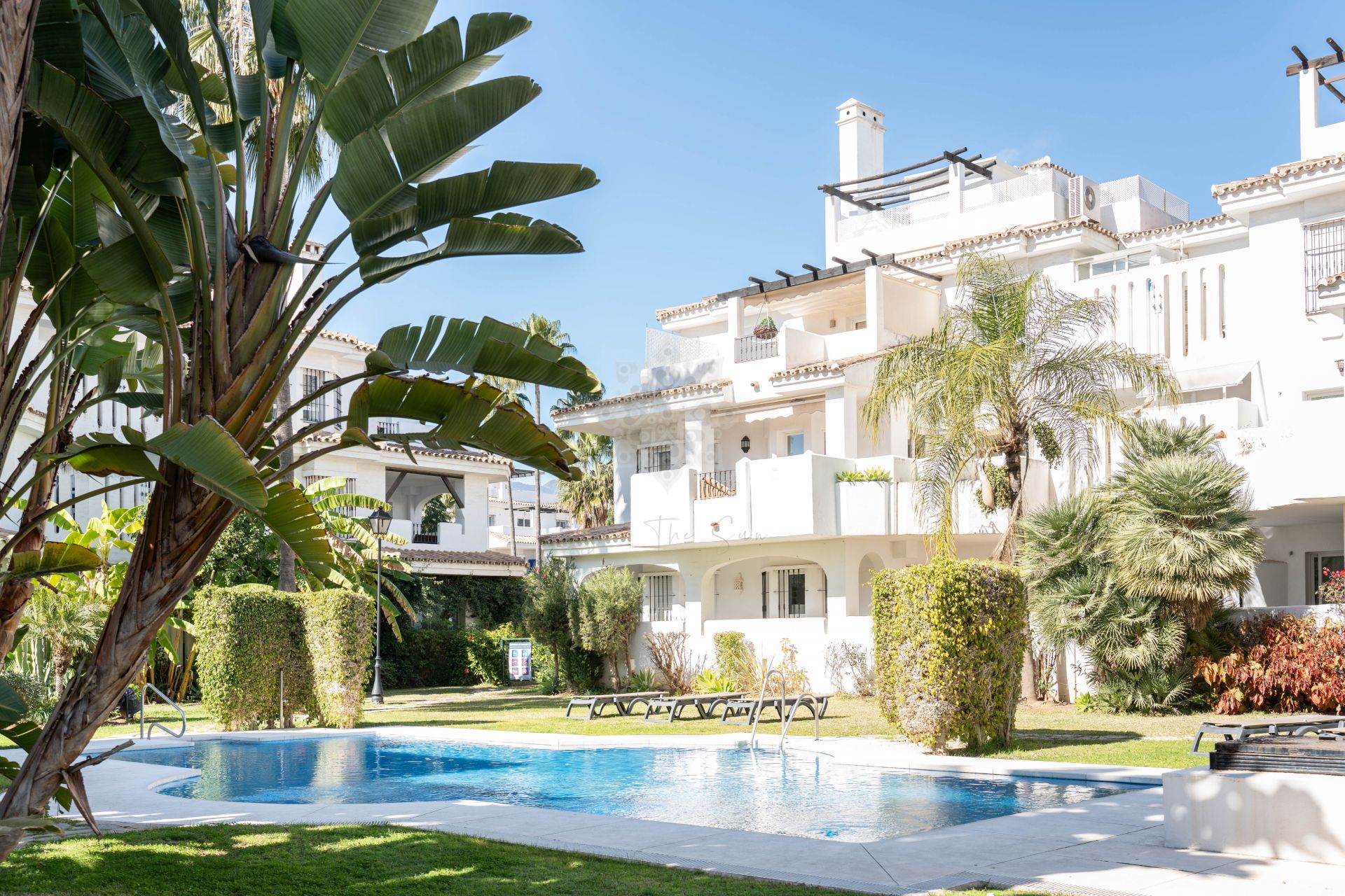 Duplex Penthouse in Los Naranjos de Marbella, Marbella