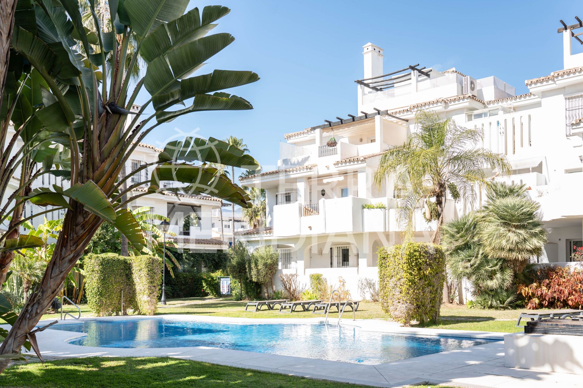 Duplex Penthouse in Los Naranjos de Marbella, Marbella